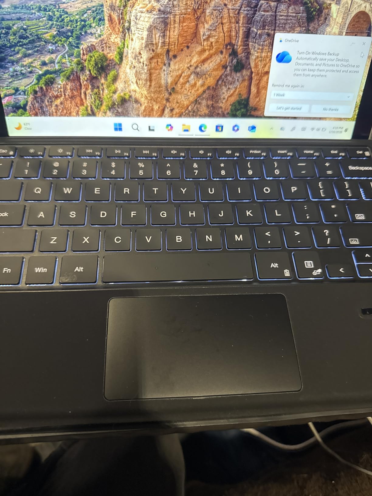 Inateck Surface Pro 7 Keyboard with Precision Touchpad, Bluetooth 5.3, 7-Color Backlight, Compatible with Surface Pro 7/7+/6/5/4, KB02027 customer photo 1
