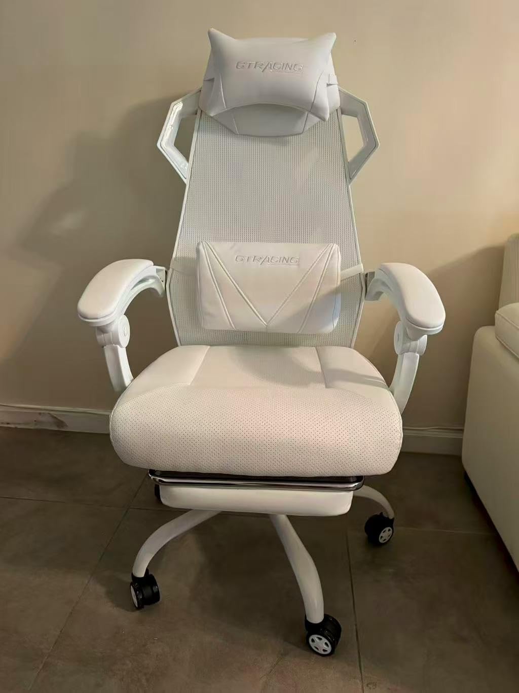 GTPLAYER Gaming Chair, Computer Chair with Mesh Back, Ergonomic Gaming Chair with Footrest, Reclining Gamer Chair with Adjustable Headrest and Lumbar Support for Gaming and Office customer photo 1
