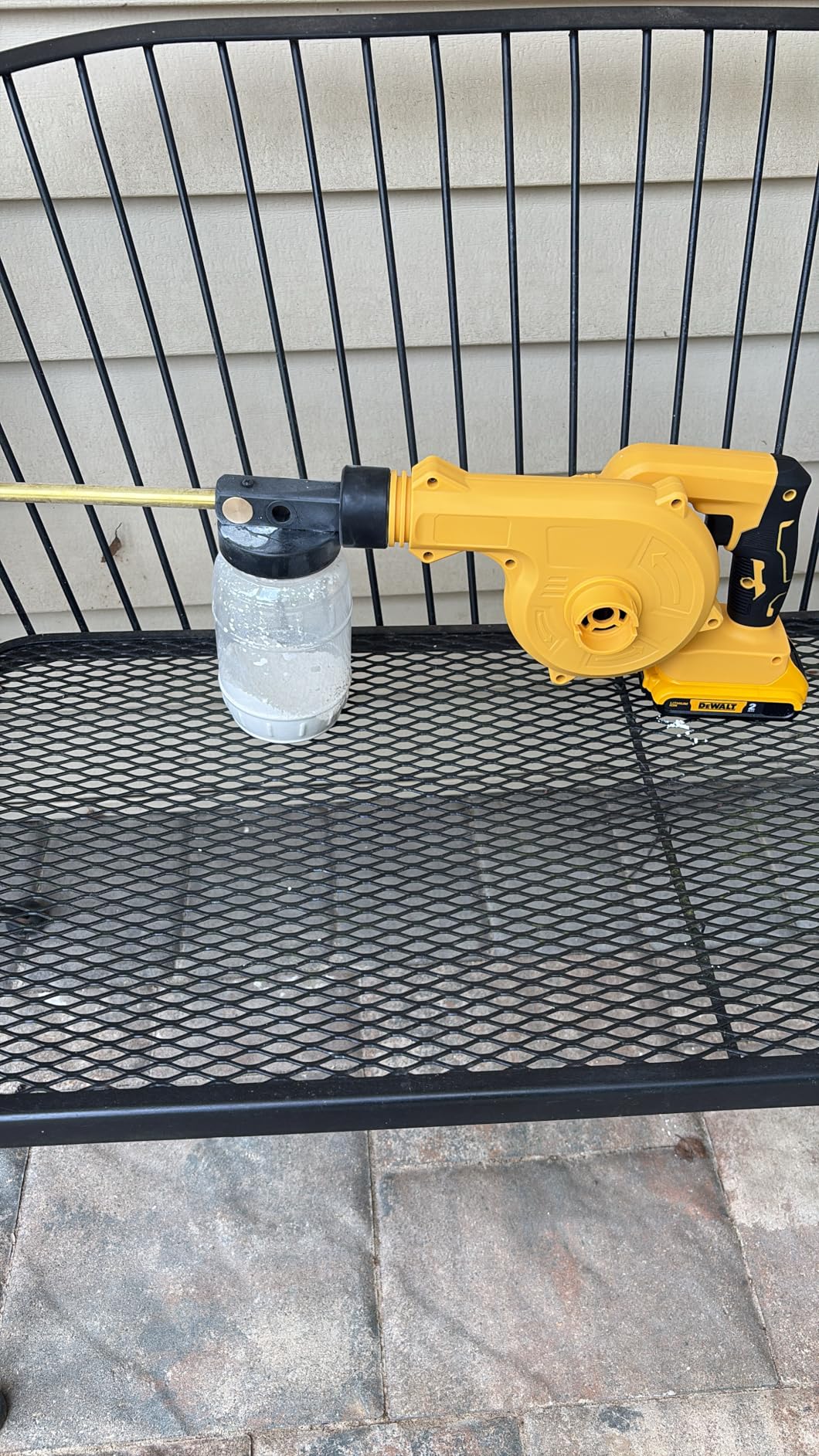 Dinftin Electric Diatomaceous Earth Duster Compatible for DeWalt 20V Battery(Battery Not Included), Garden Dust Applicator with 1L Capacity and 7.5