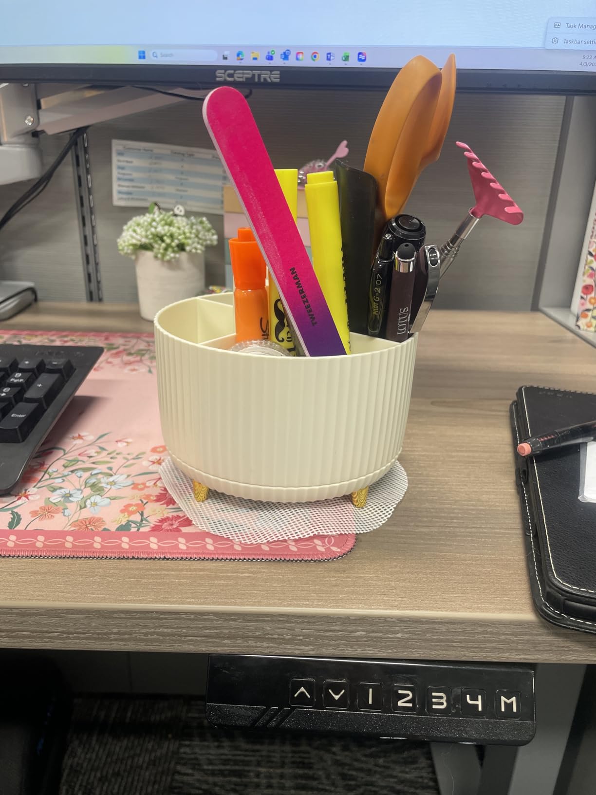 SKYDUE 360 Degree Rotating Desk Organizer, Dual-Purpose Pencil Pen Holder customer photo 1