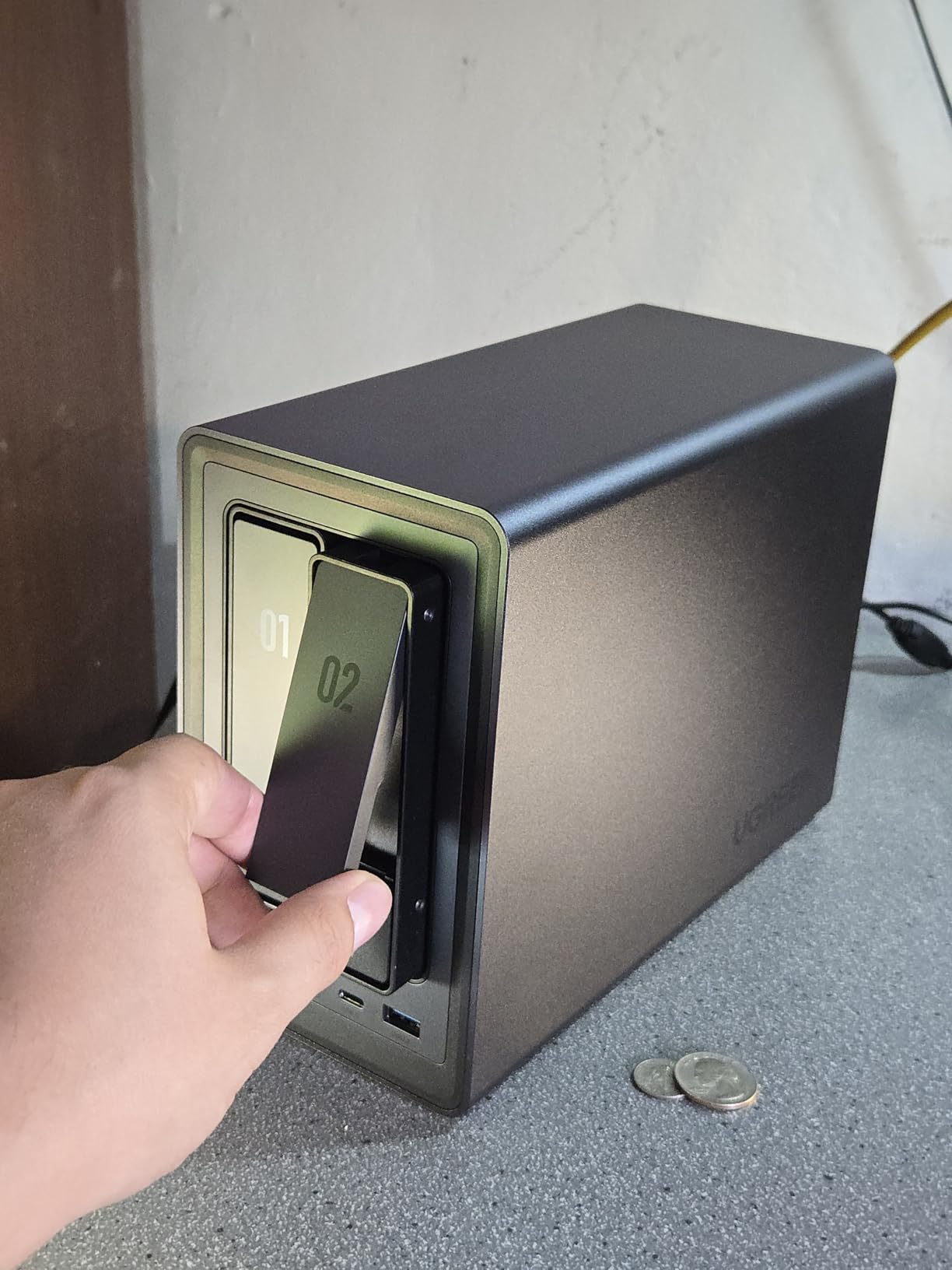 UGREEN NAS DXP2800 2-Bay Desktop All-Round Ideal for Content Creators and Enthusiasts, Intel N100 Quad-core CPU, 8GB DDR5 RAM, 2.5GbE, 2X M.2 NVMe Slots, 4K HDMI, Network Attached Storage (Diskless) customer photo 2