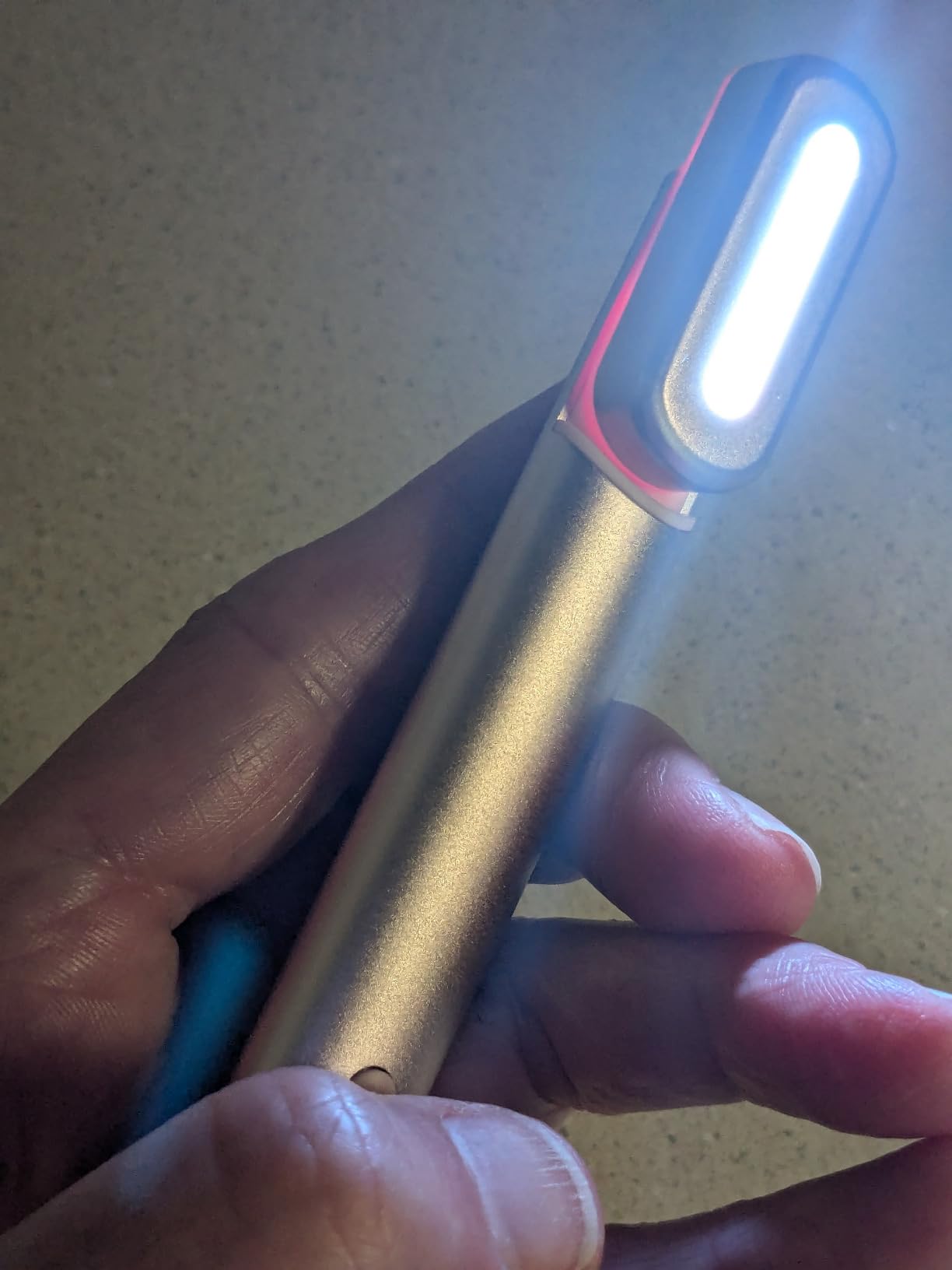 4-in-1 Light-Therapy-Wand, Red Light Therapy for Face and Neck - Microcurrent Facial Device for Anti-Aging - Face & Eye Massager Skincare (2 Colors led Light) customer photo 2