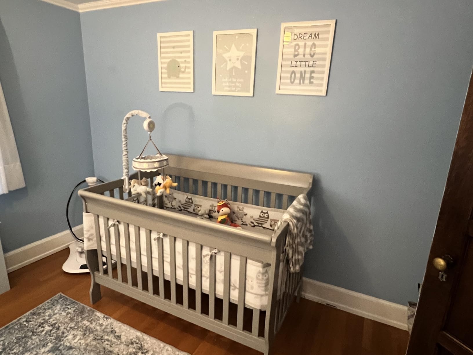 Simmons Kids Carter 6-in-1 Convertible Crib - Greenguard Gold Certified, Bianca White customer photo 2