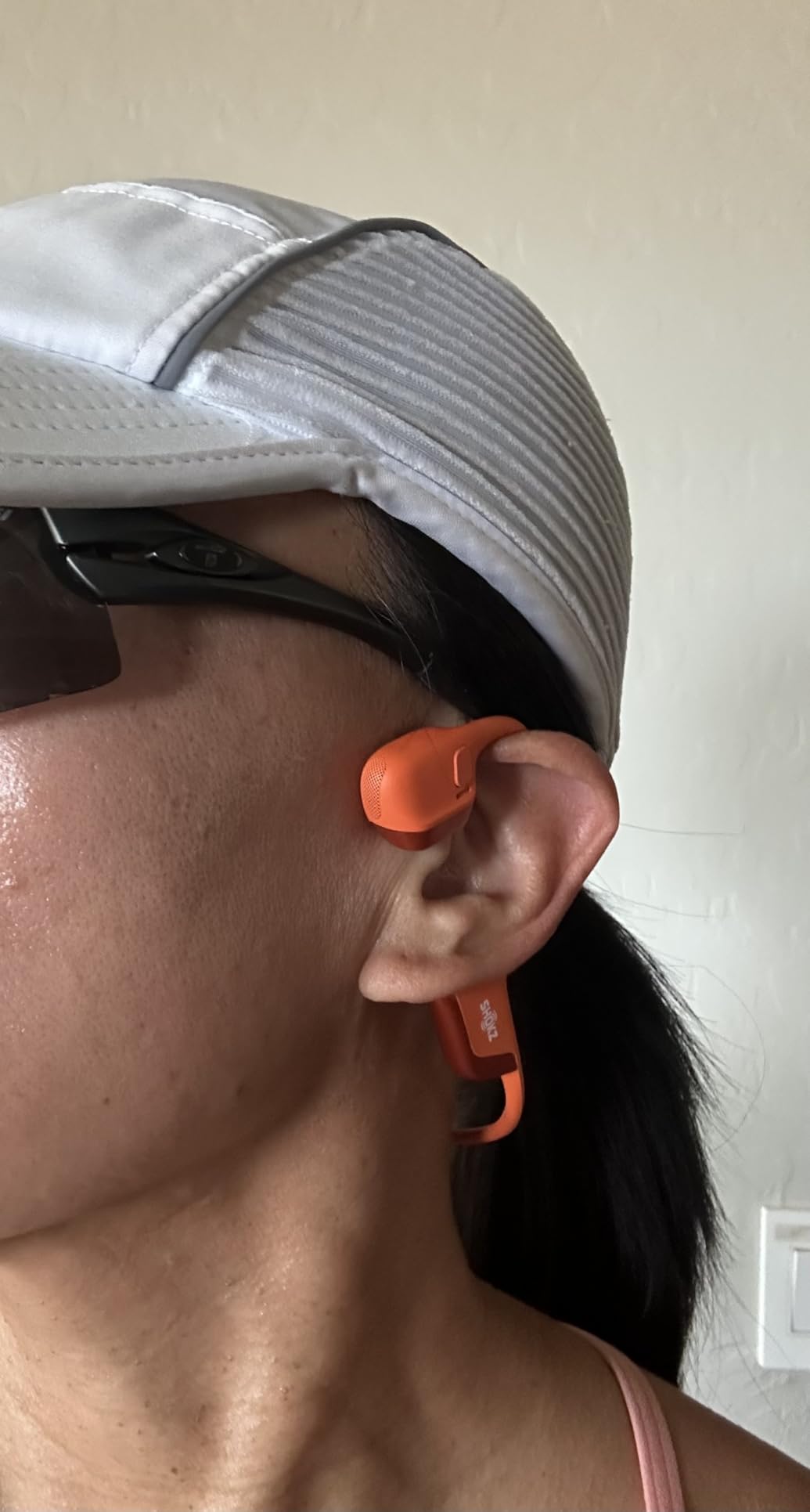 SHOKZ New OpenRun Pro 2 - Bone Conduction Headphones, Open-Ear Bluetooth Wireless Sport Earphones for Running, Workouts - Sweat Resistant, Secure Comfortable Fit - Deep Bass, Smart Mic, Reflective Strip customer photo 2