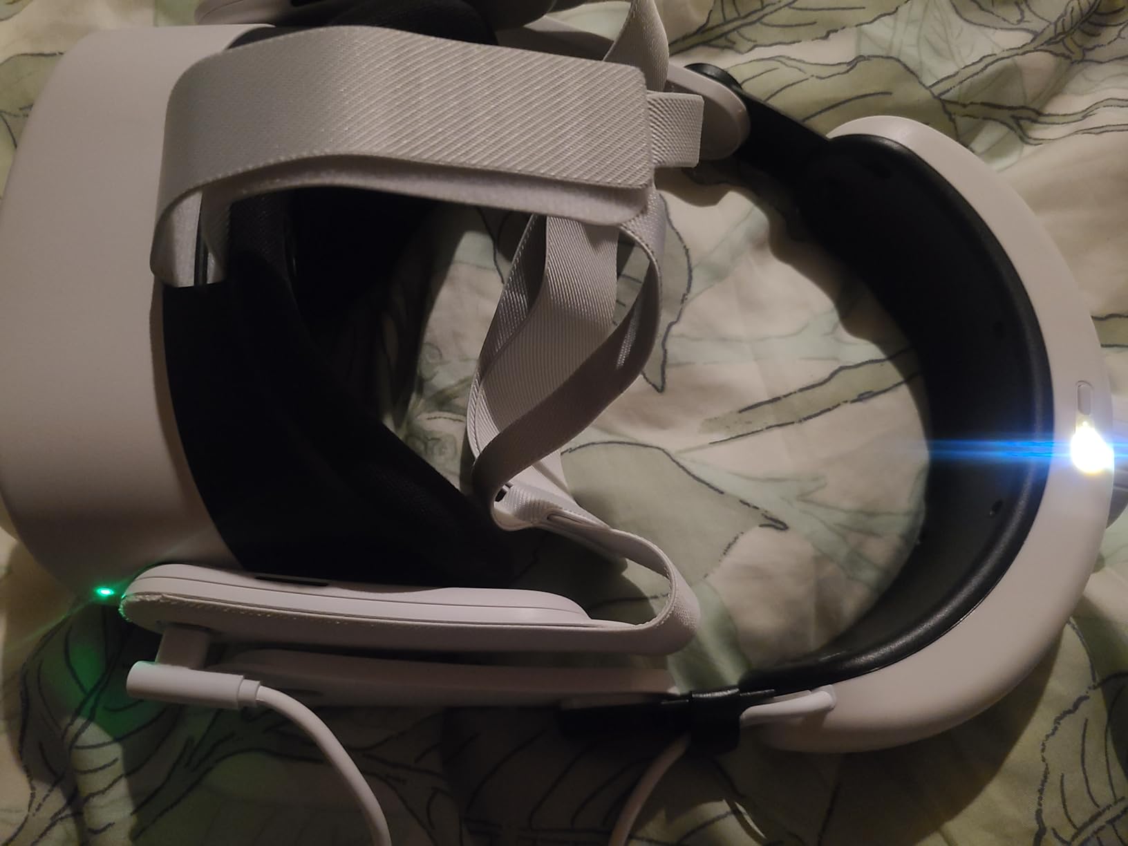 Head Strap for Meta Quest 3/3s Accessories Upgraded RGB Lighted with Battery 12000mAh, Quick Charge for Extended Playtime, to Reduce Facial Stress, Adjustable Elite Strap customer photo 2