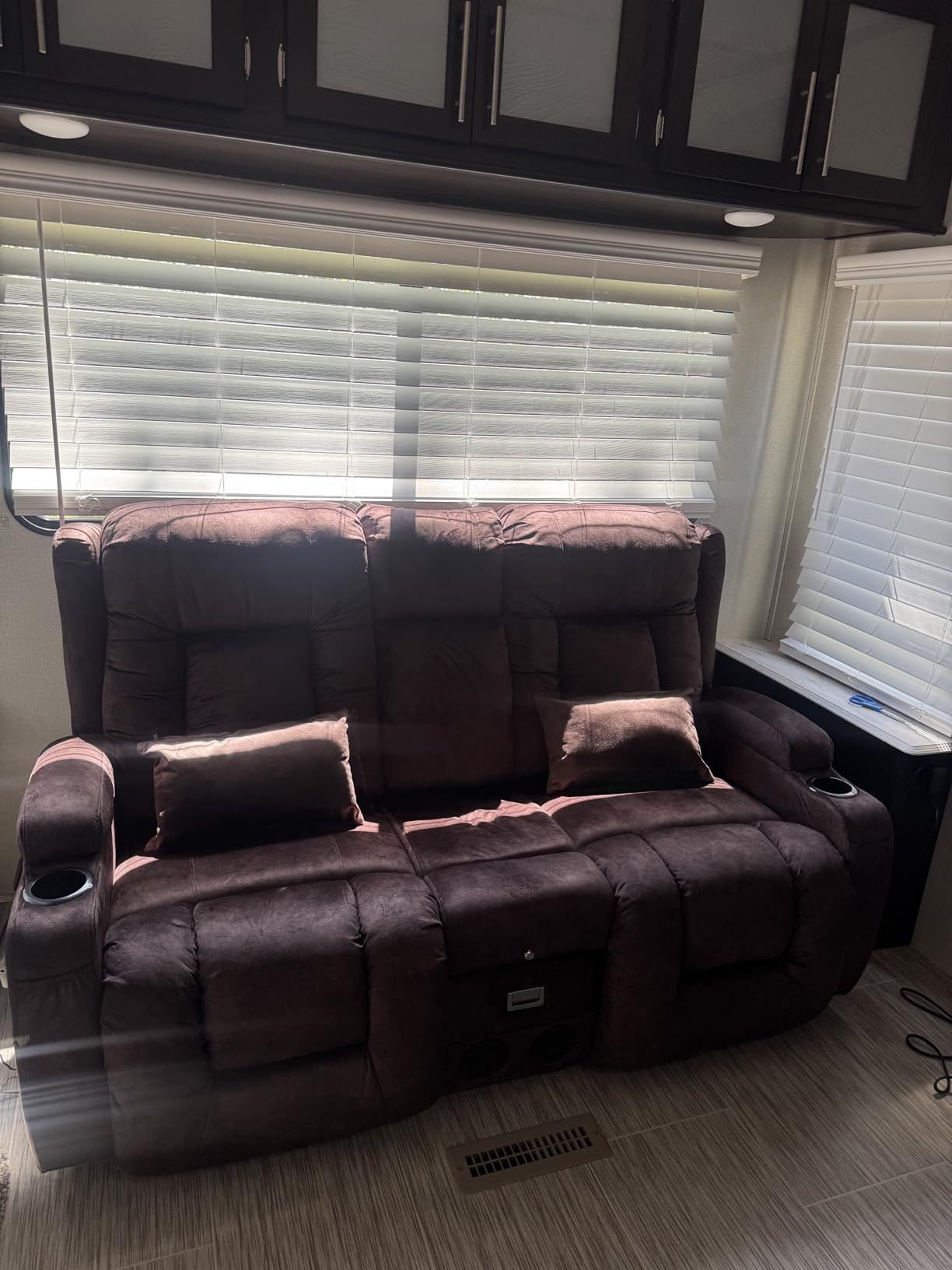 URRED Power Loveseat Recliner Sofa with Massage and Heat, Wall Hugger Reclining Loveseat with Console, RV Couch Home Theater Seating with LED Lights for Living Room (67