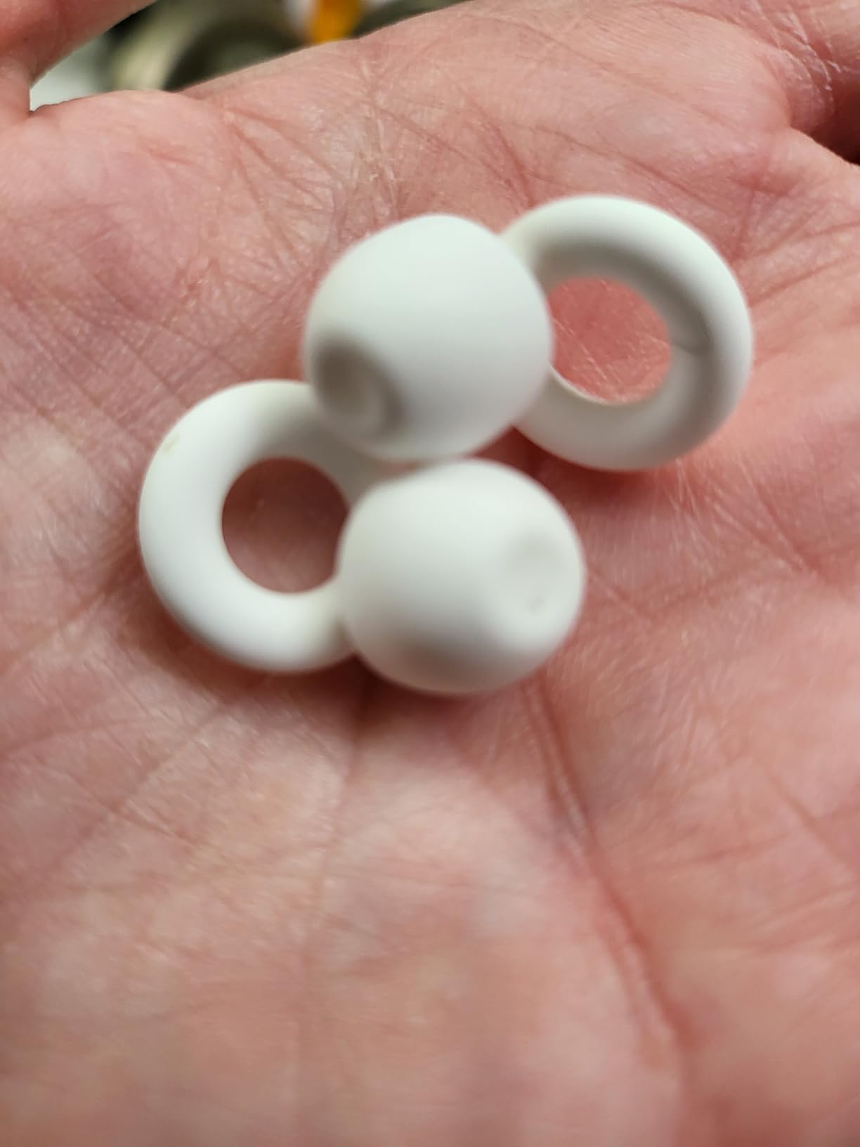 Loop Quiet 2 Ear Plugs - Ultra-Comfy Reusable 24dB (SNR) Noise-Reducing Earplugs for Sleep, Deep Focus, Travel, Noise Sensitivity, Flexible Hearing Protection, Customizable Fit customer photo 1