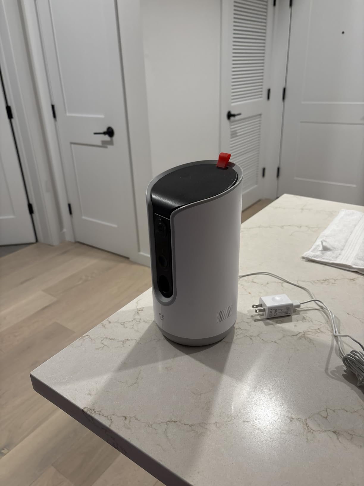 Geeni Pet Treat Dispenser with Camera - 2K HD WiFi Enabled, Dog and Cat Automatic Smart Feeder, Two-Way Audio, Night Vision, Auto-Follow, Remote Access with App customer photo 2
