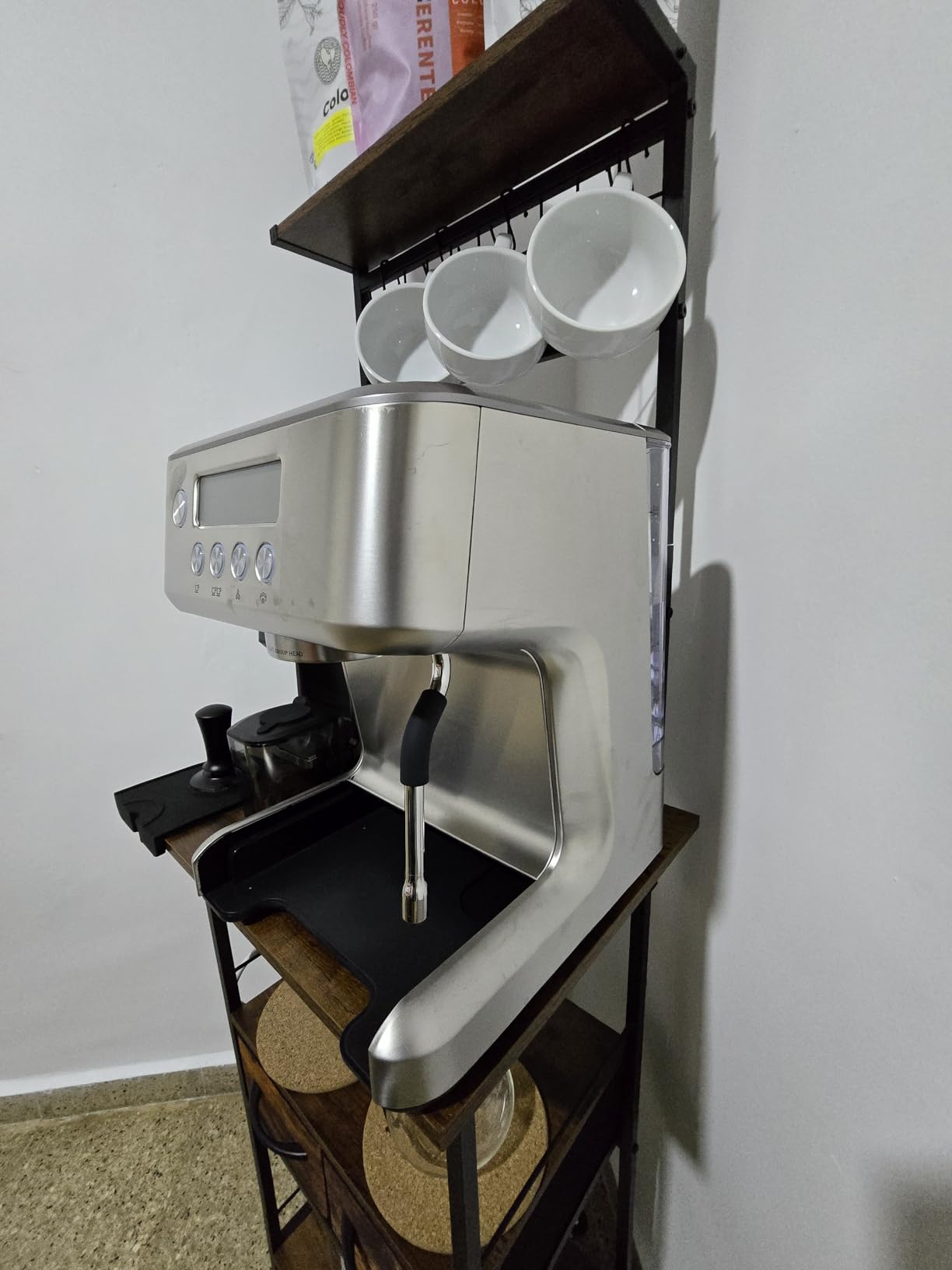 CASABREWS Ultra Espresso Machine with LCD Display, 20 Bar Espresso Maker with Powerful Milk Frother, Customizable Brewing Temperature, Barista-Level Latte and Cappuccino Machine for Home, Silver customer photo 1