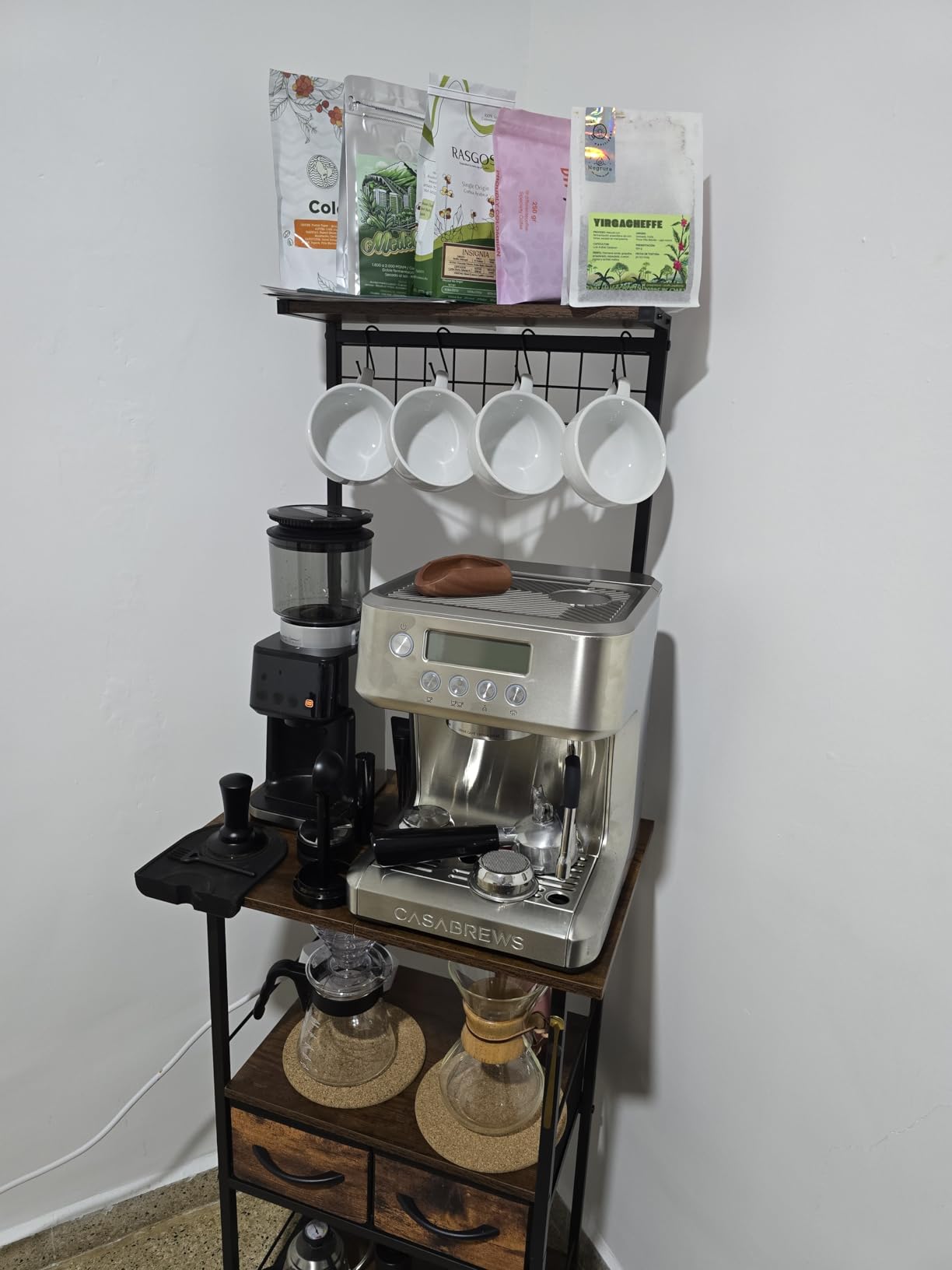CASABREWS Ultra Espresso Machine with LCD Display, 20 Bar Espresso Maker with Powerful Milk Frother, Customizable Brewing Temperature, Barista-Level Latte and Cappuccino Machine for Home, Silver customer photo 2