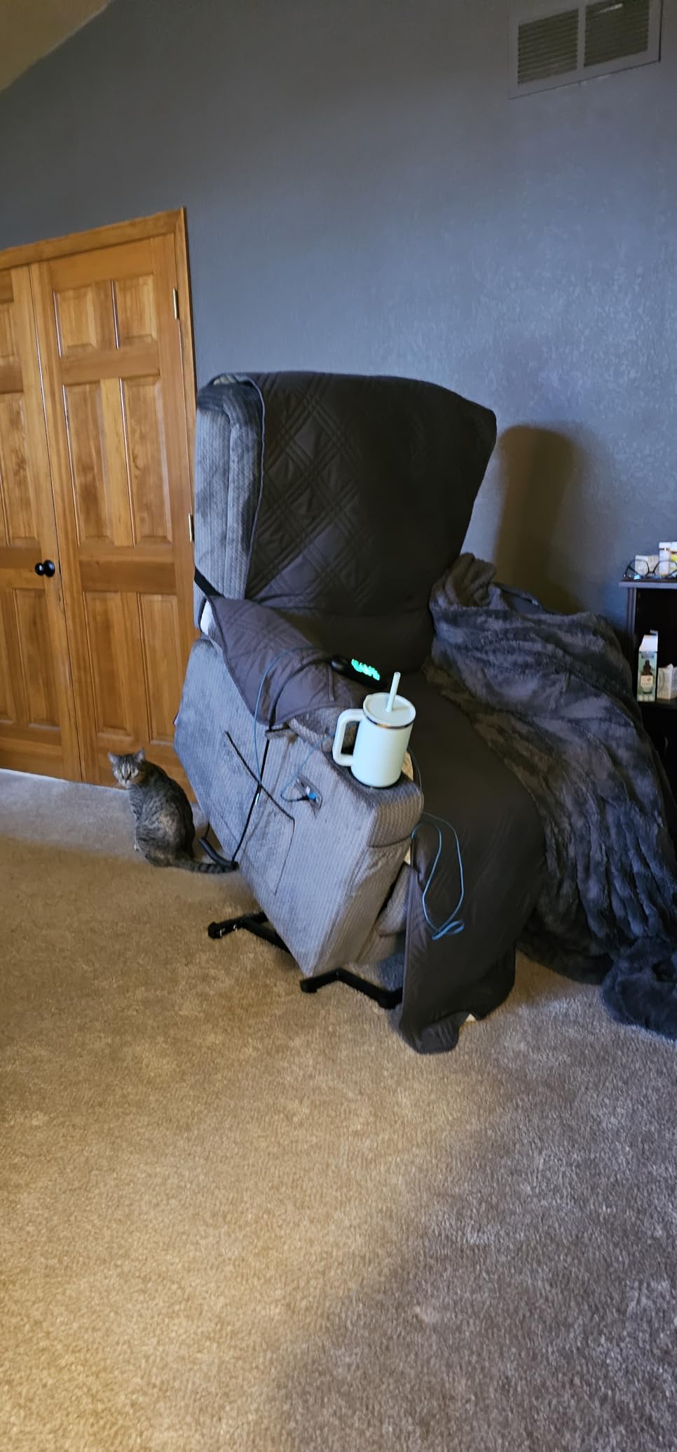 MCombo Large Triple Motor Power Lift Recliner Chair with Massage and Heat for Elderly People, Adjustable Headrest, Infinite Position, USB Ports, Fabric 7662 (Grey, Large) customer photo 2