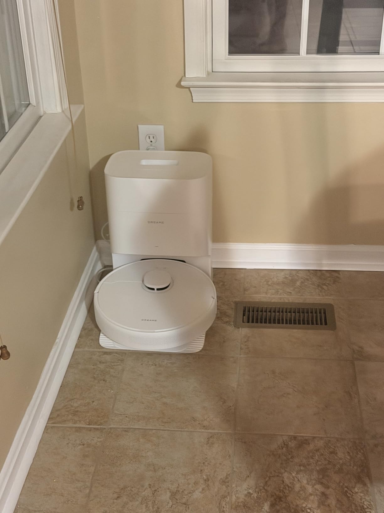 DREAME D10 Plus Gen 2 Robot Vacuum and Mop with Self Emptying Base for 90 Days of Cleaning, 6000 Pa Suction and LiDAR Navigation, Obstacle Avoidance customer photo 1