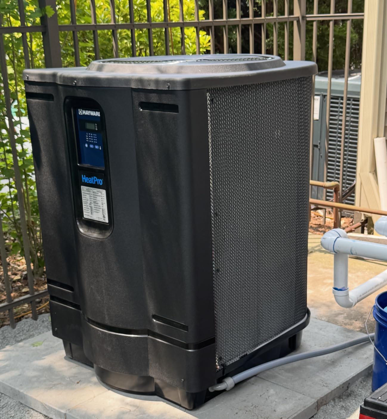 Hayward HeatPro MCHX Pool Heat Pump, 140K BTU, Heat Only W3HP21405T customer photo 1