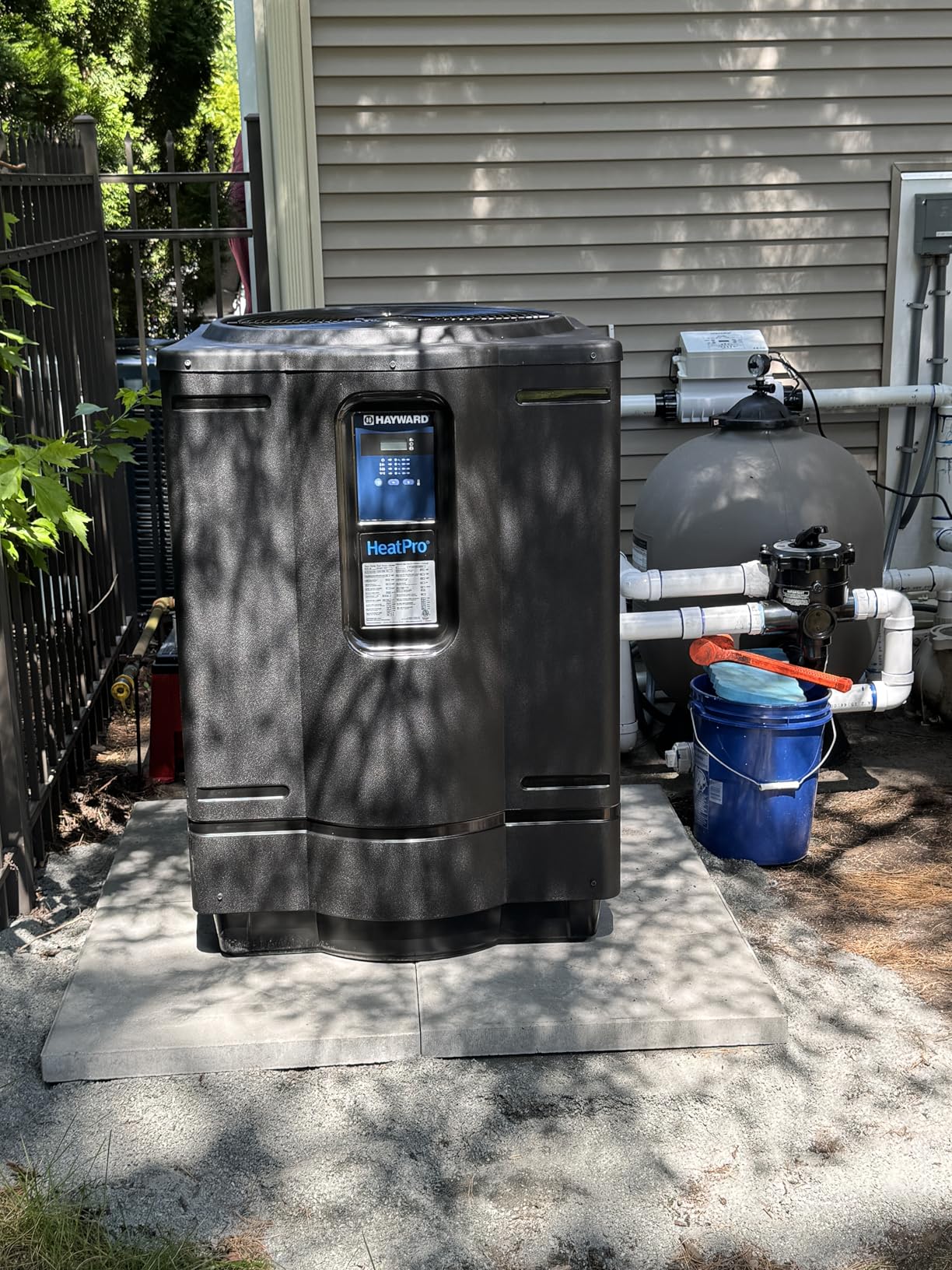 Hayward HeatPro MCHX Pool Heat Pump, 140K BTU, Heat Only W3HP21405T customer photo 2