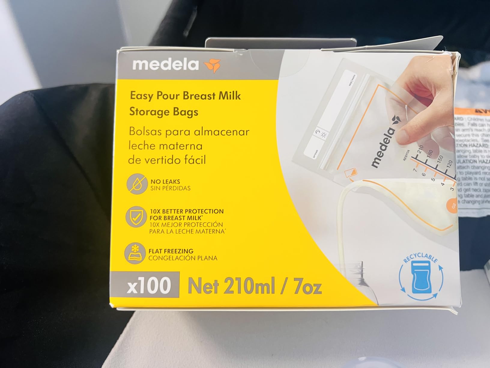Medela Easy Pour Breastmilk Storage Bags 200 Count 7oz/210ml Disposable, Leakproof, Fast Freeze, Recyclable & BPA Free customer photo 1