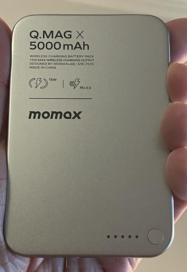 MOMAX Magnetic Wireless Power Bank 5000mAh, Ultra-Slim 0.3