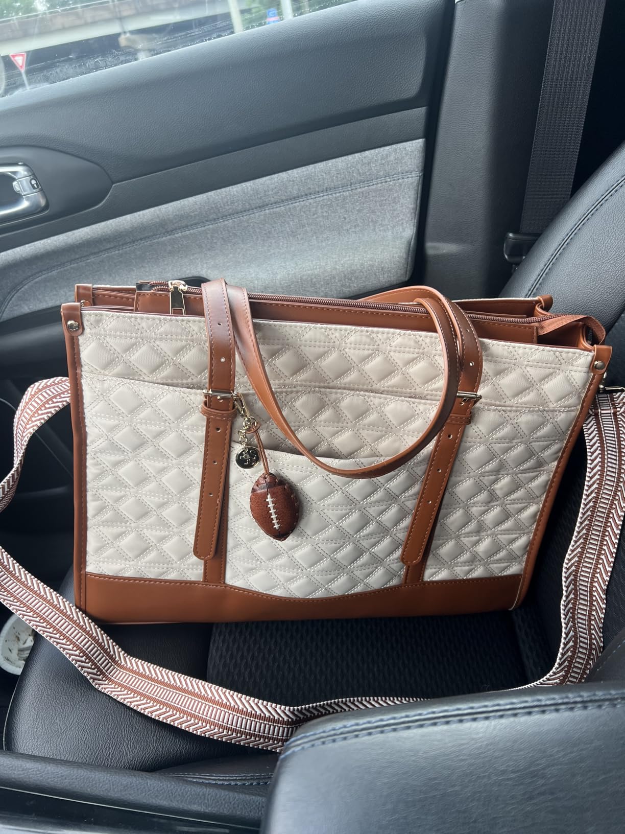 IGOLUMON Laptop Bag for Women 15.6 Inch Vegan Leather Work Tote Bag Quilted Womens Briefcase Designer Laptop Bags for Office Teacher College Cute Computer Bag with Purse Professional Beige & Brown customer photo 1