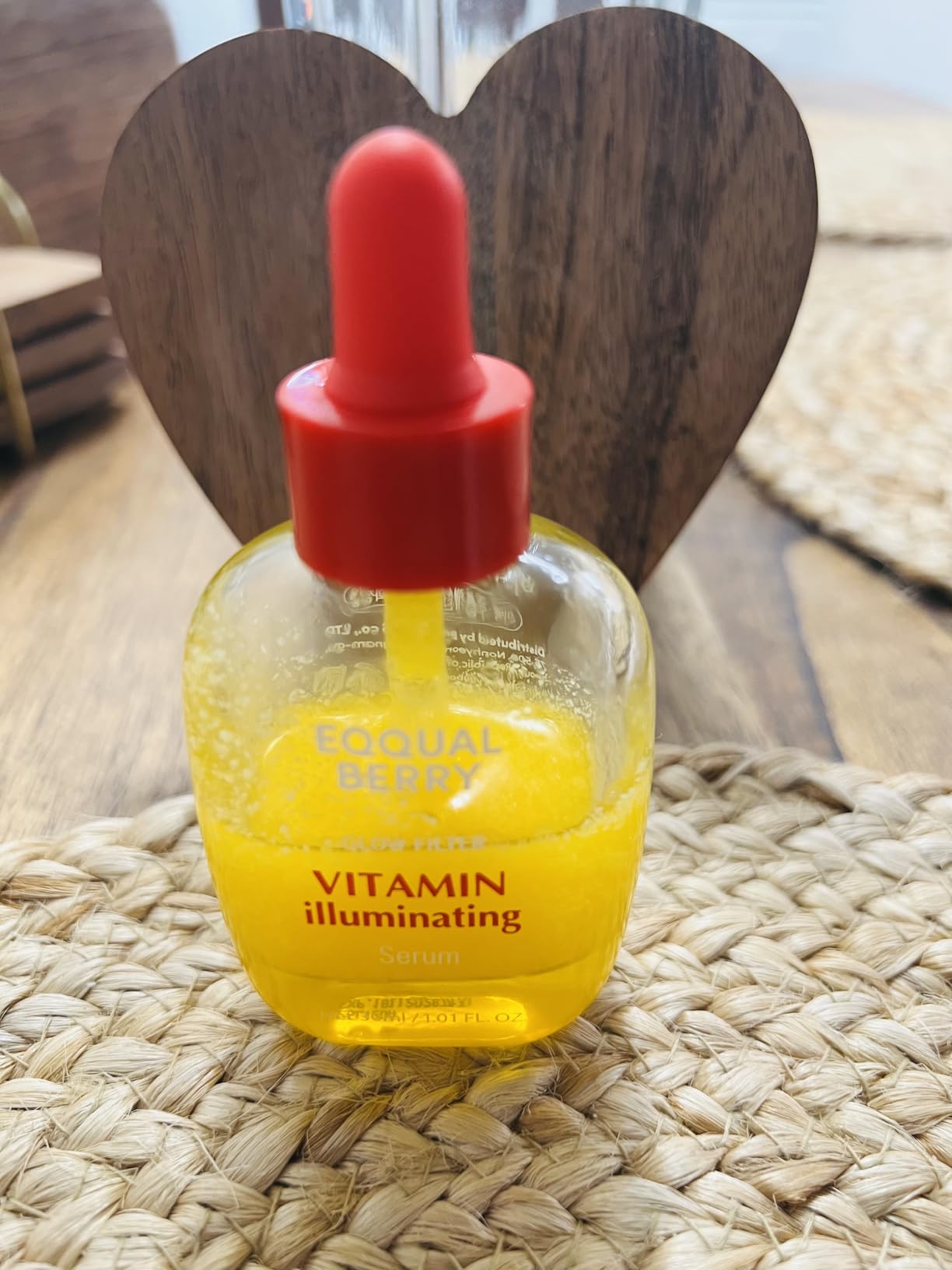 EQQUALBERRY Vitamin Illuminating Serum | Niacinamide 4% + Brightening Vitamin C Face Serum with Hyaluronic Acid & Vitamin E | Dark Spot, Uneven Tone Care | Korean Skincare, 1.01 fl.oz customer photo 2