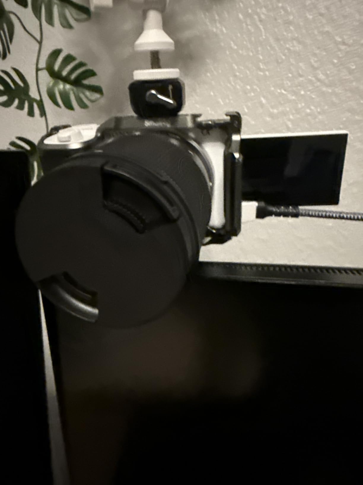 Alpha ZVE10 II - APS-C Interchangeable Lens Mirrorless Content Creators' Camera - Black - with Lens customer photo 2