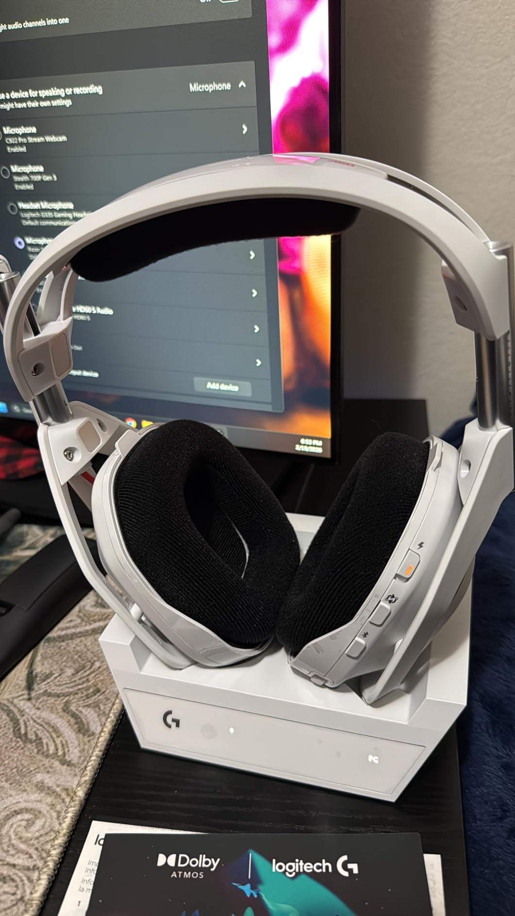 Logitech G Astro A50 Multi-Platform Wireless Gaming Headset + Base Station for PS5/Xbox/PC: PLAYSYNC Audio Switcher, <16bit/48kHz (Console), <24bit/48kHz (PC), 24hr Battery, 2.4GHz & BT - Black customer photo 2