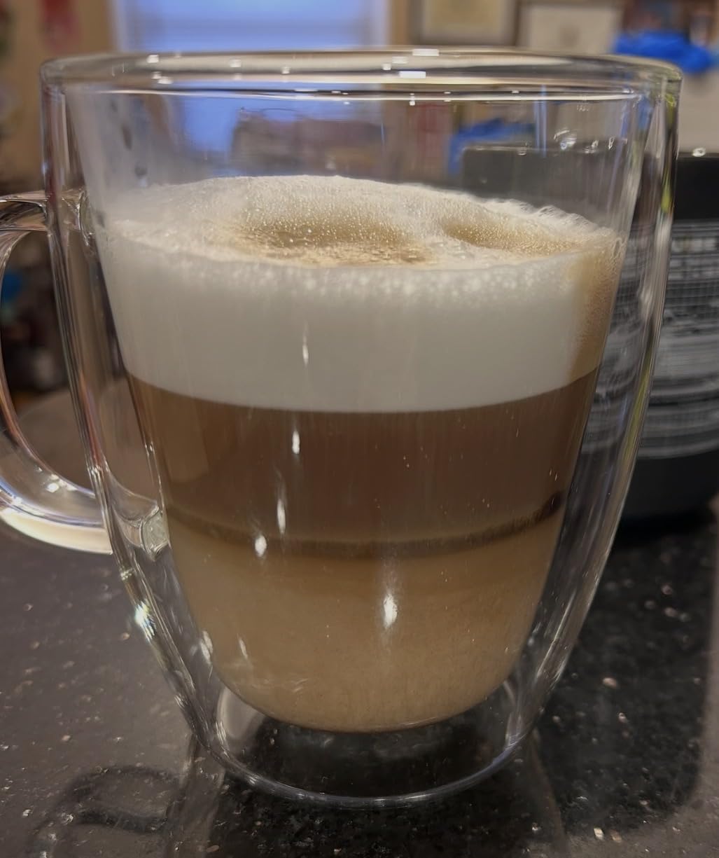 Philips 5500 Series Fully Automatic Espresso Machine, LatteGo Milk System, Integrated Grinder, 20 Hot & Iced Coffee Pre-Sets, Quick Start, SilentBrew, 15-Bar Pressure, Black Chrome (EP5544/94) customer photo 1