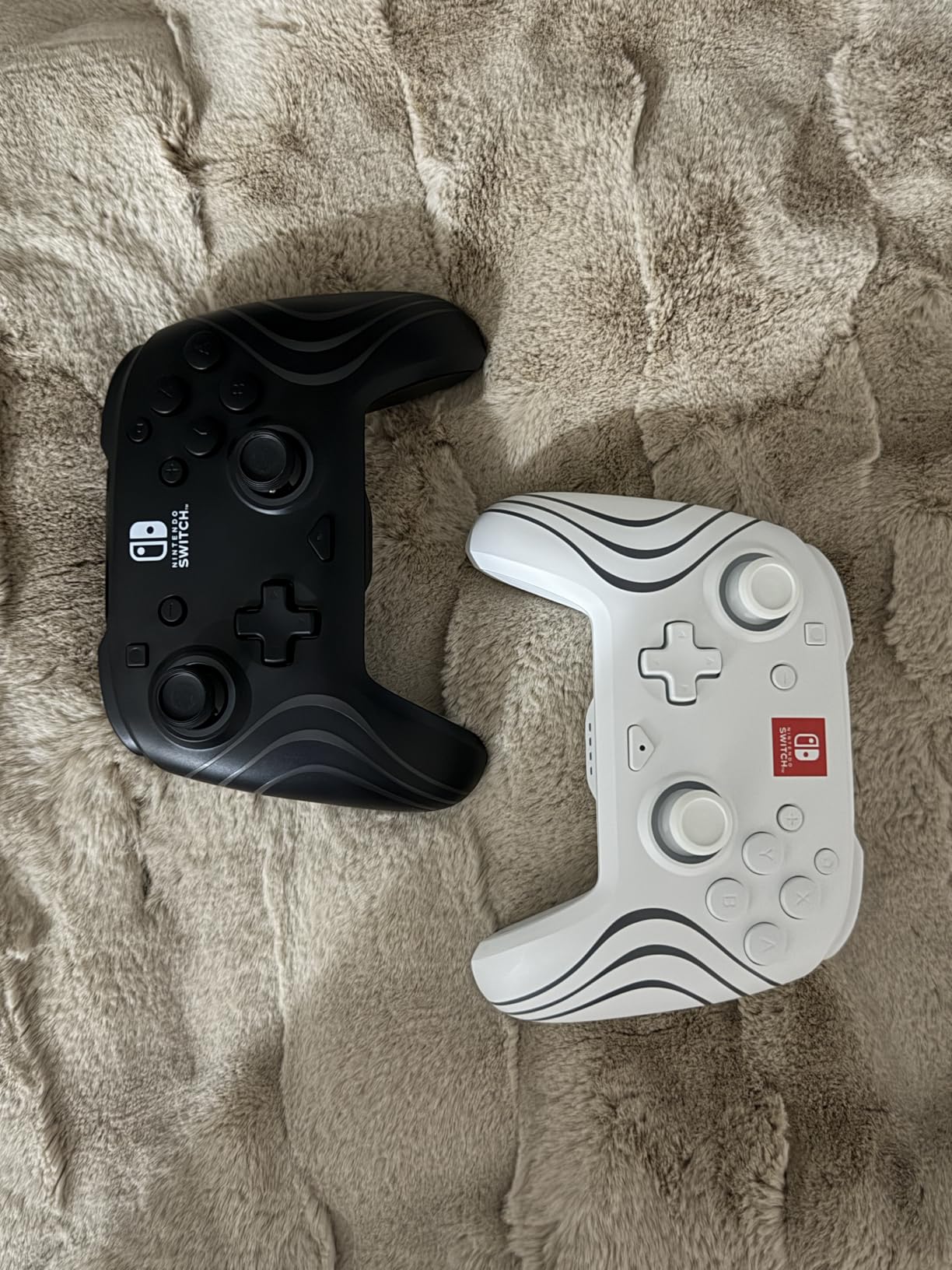 PDP Gaming Afterglow Wave Wireless Nintendo Switch Pro Controller - Officially Licensed, Nintendo Switch 2, Switch Lite/OLED, RGB LED Customization, App Controls, Rechargeable Battery Power - Black customer photo 2