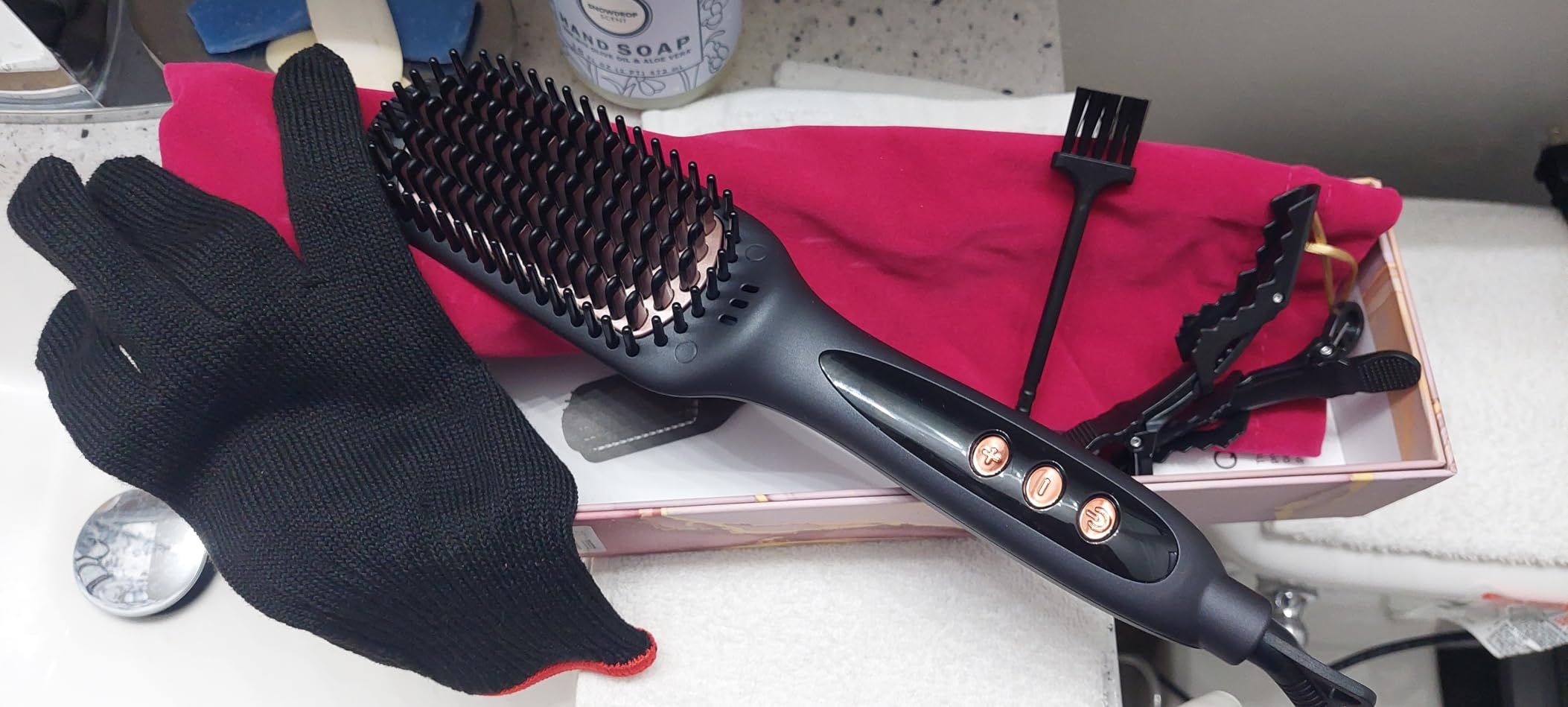LANDOT Straightener Brush for Smooth Shine Hair - Keratin & Argan Oil Coated Bristles, Ionic Ceramic Straightening Brush to Reduce Frizz & Nourish Hair, Dual Voltage, 12 Temp 250-450F, Purple customer photo 1