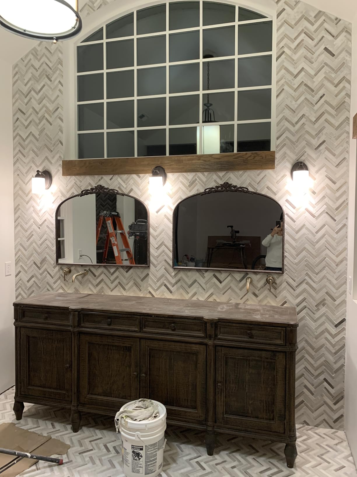 Micasso Large Gold Antique Mirror: 40
