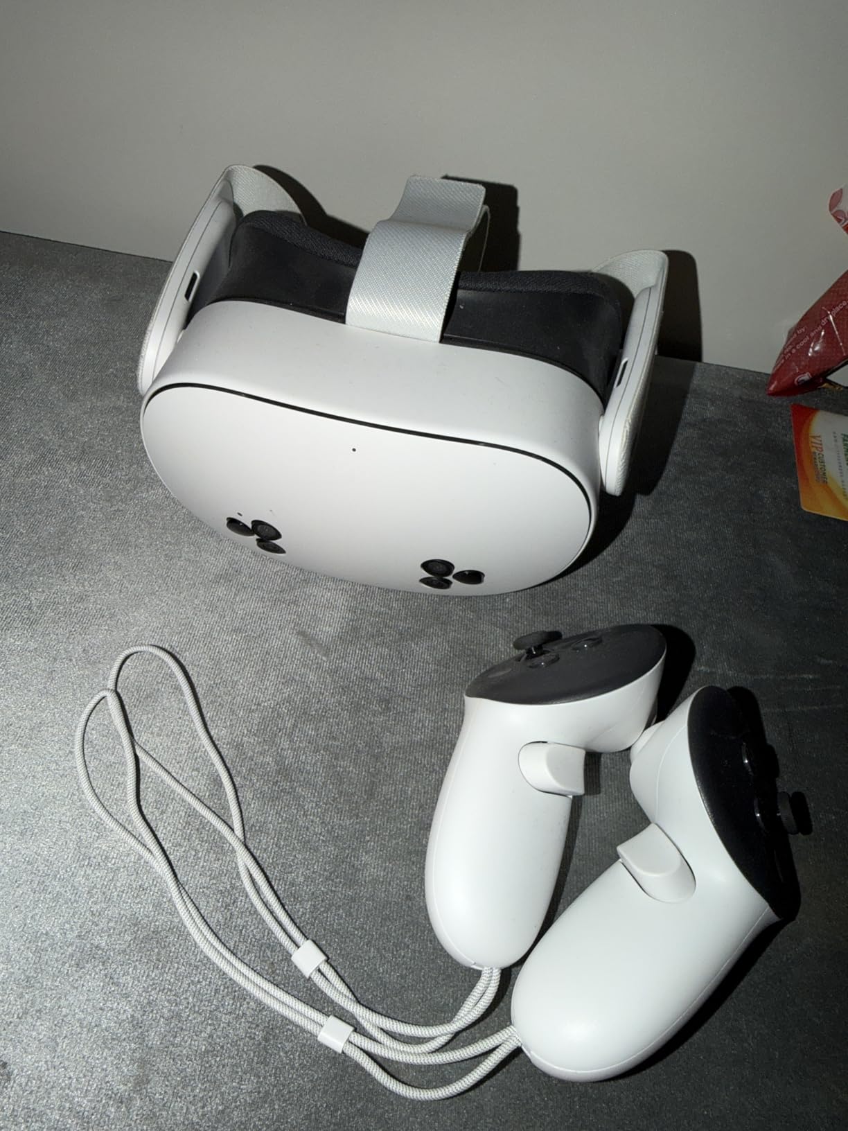 Meta Quest 3S 256GB | VR Headset customer photo 1