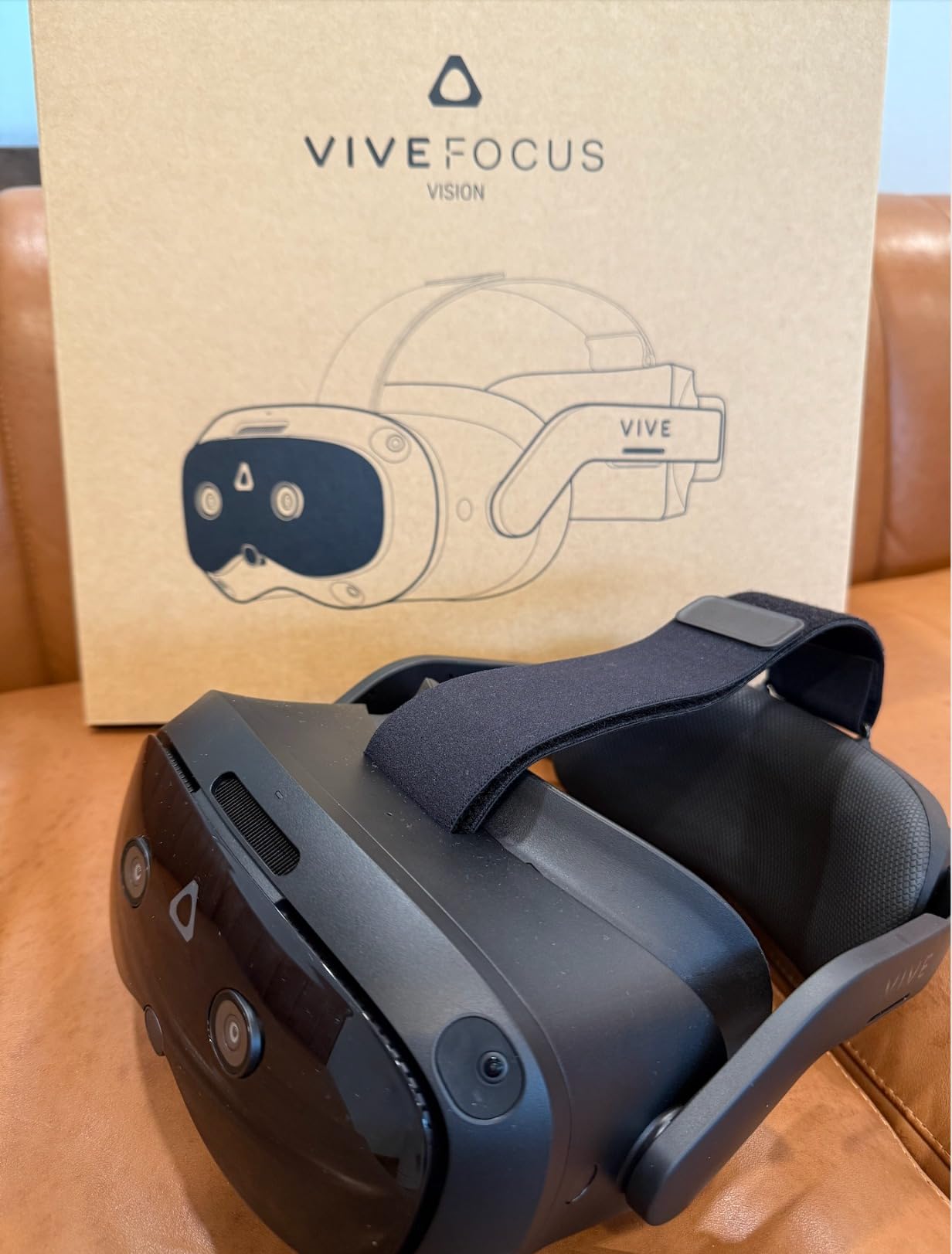 HTC Vive Focus Vision - Mixed Reality and PC VR Headset with Eye Tracking Capabilities - Consumer Edition customer photo 1
