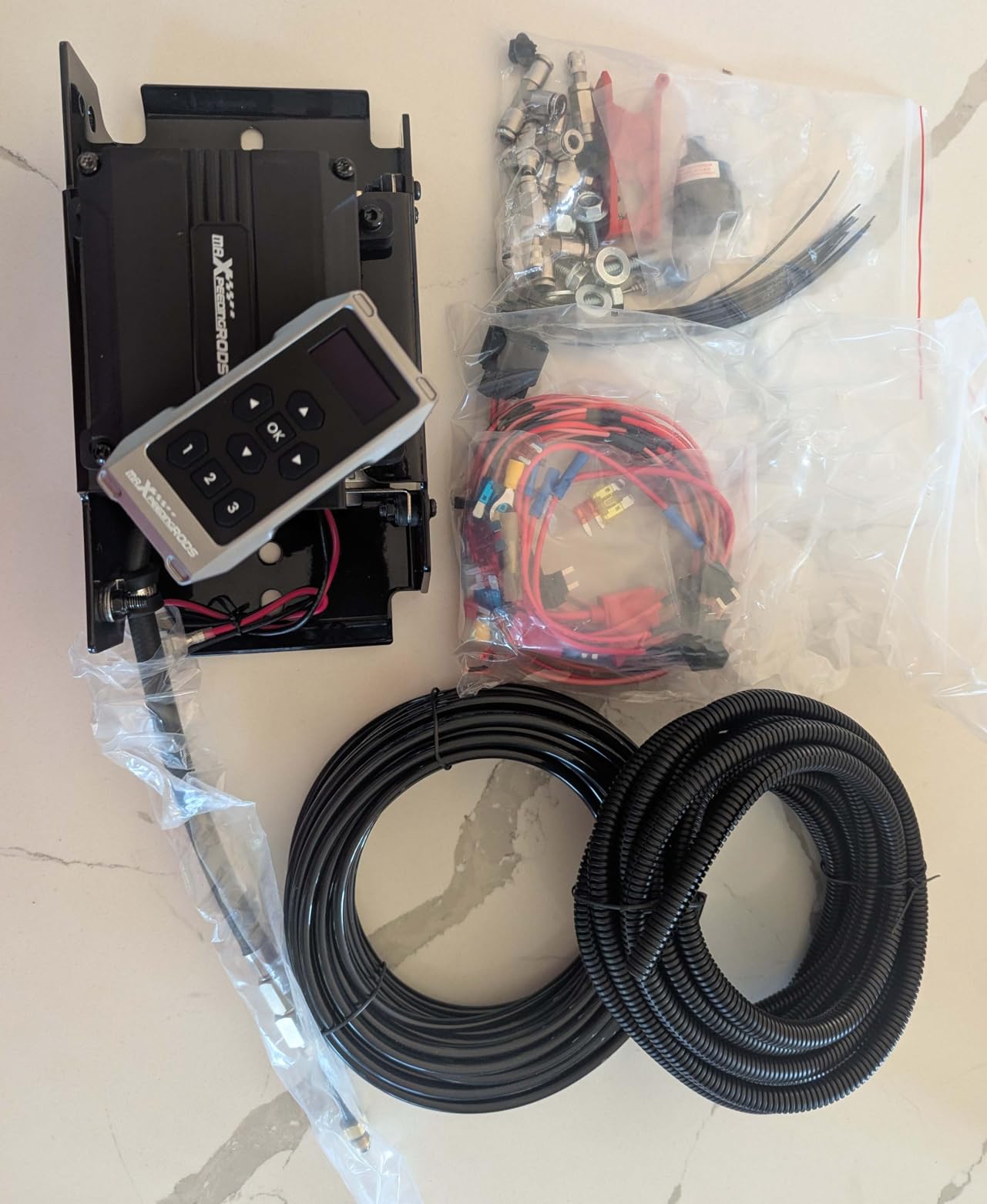 maXpeedingrods Wireless On Board Air Compressor System App and Remote Control 120 PSI Heavy Duty Air Compressor Kit for Trucks Pickups Trailers Vans customer photo 1
