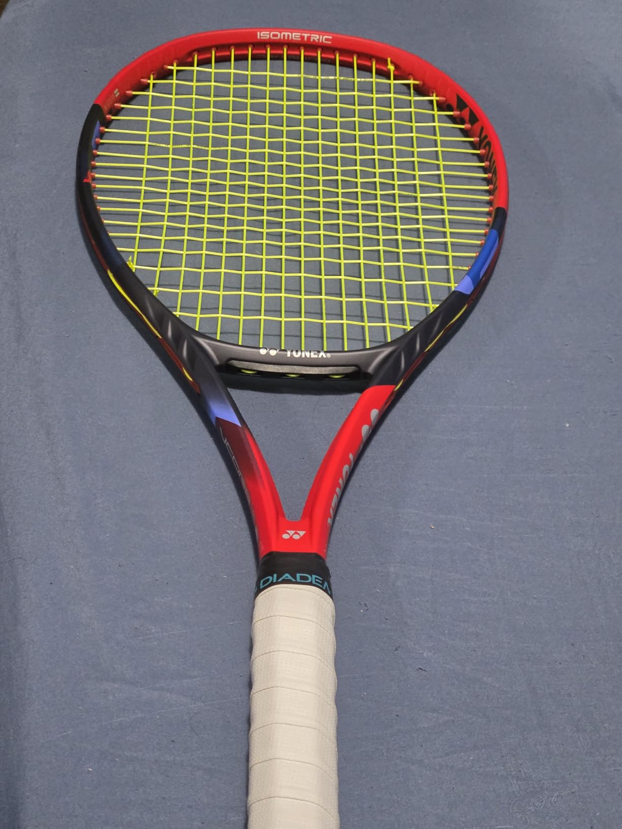 Yonex Vcore 98 Tennis Racquet - Lightweight Professional Arm-Friendly customer photo 1