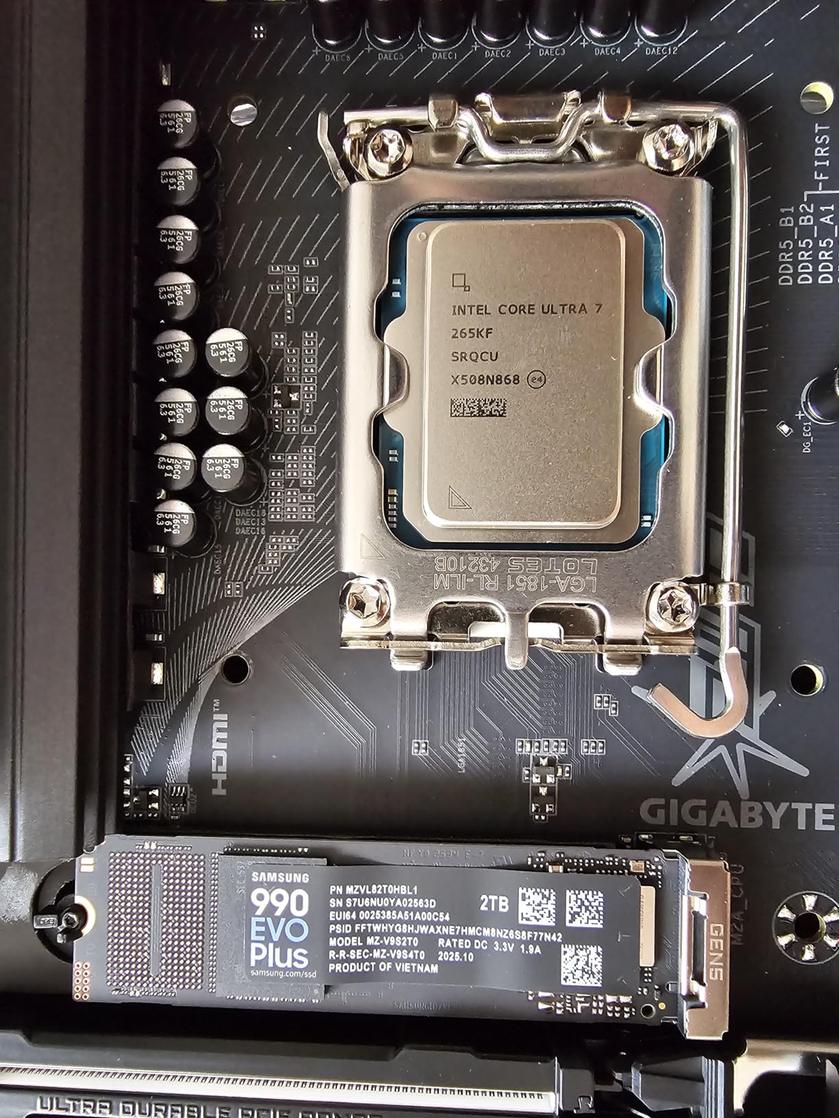 Core Ultra 7 Desktop Processor 265KF - 20 cores (8 P-cores + 12 E-cores) up to 5.5 GHz customer photo 2