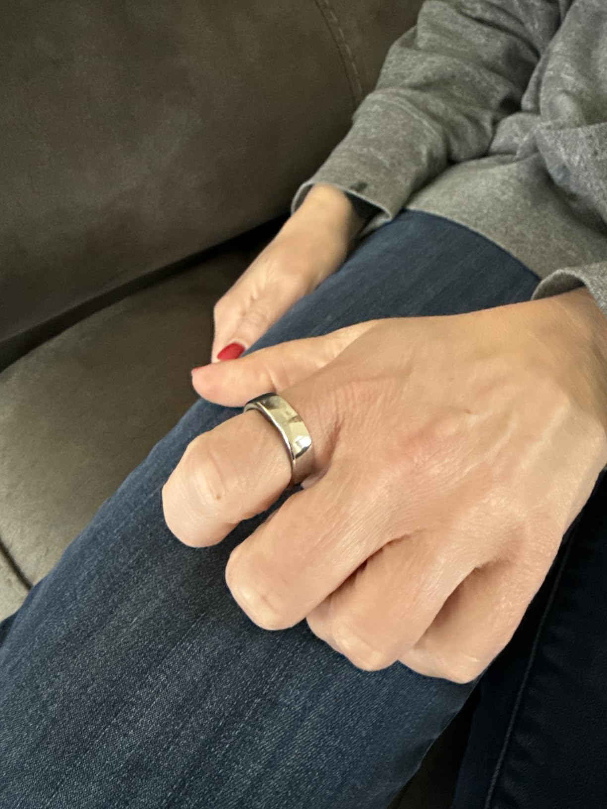 RingConn Gen 2, World's First Smart Ring with Sleep Apnea Monitoring, No APP Subscription, 12-Day Battery Life, Stress/Heart Rate/Women's Health Tracker, Silver, Size 10 customer photo 1