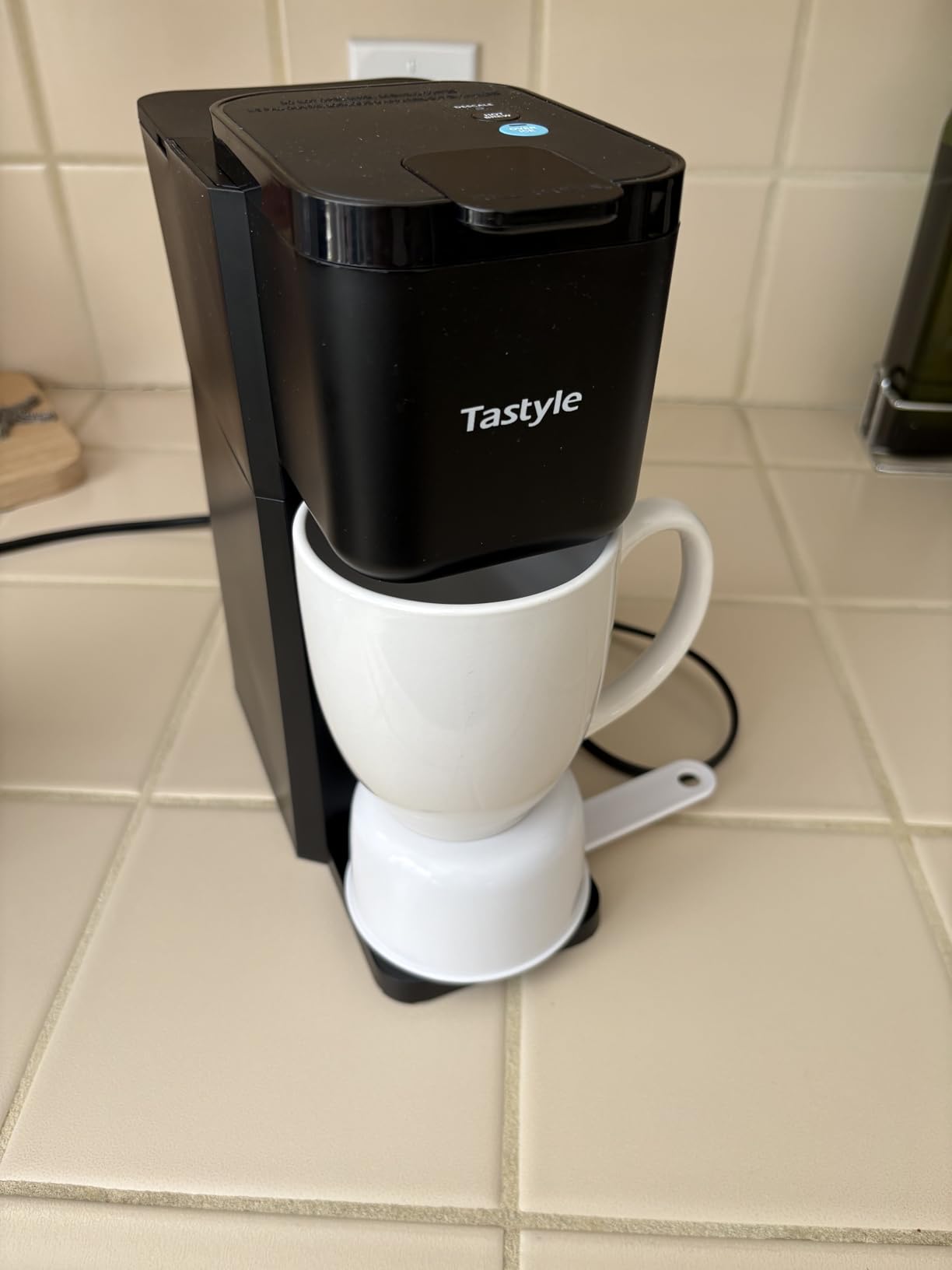 Mini Hot and Iced Coffee Maker Single Serve, for K Cup and Ground, 6 to 14 Oz Brew Sizes, with Recipe Book, for Home, Travel, RV, Office and Dorm, Classic Black (2.0 Version) customer photo 1