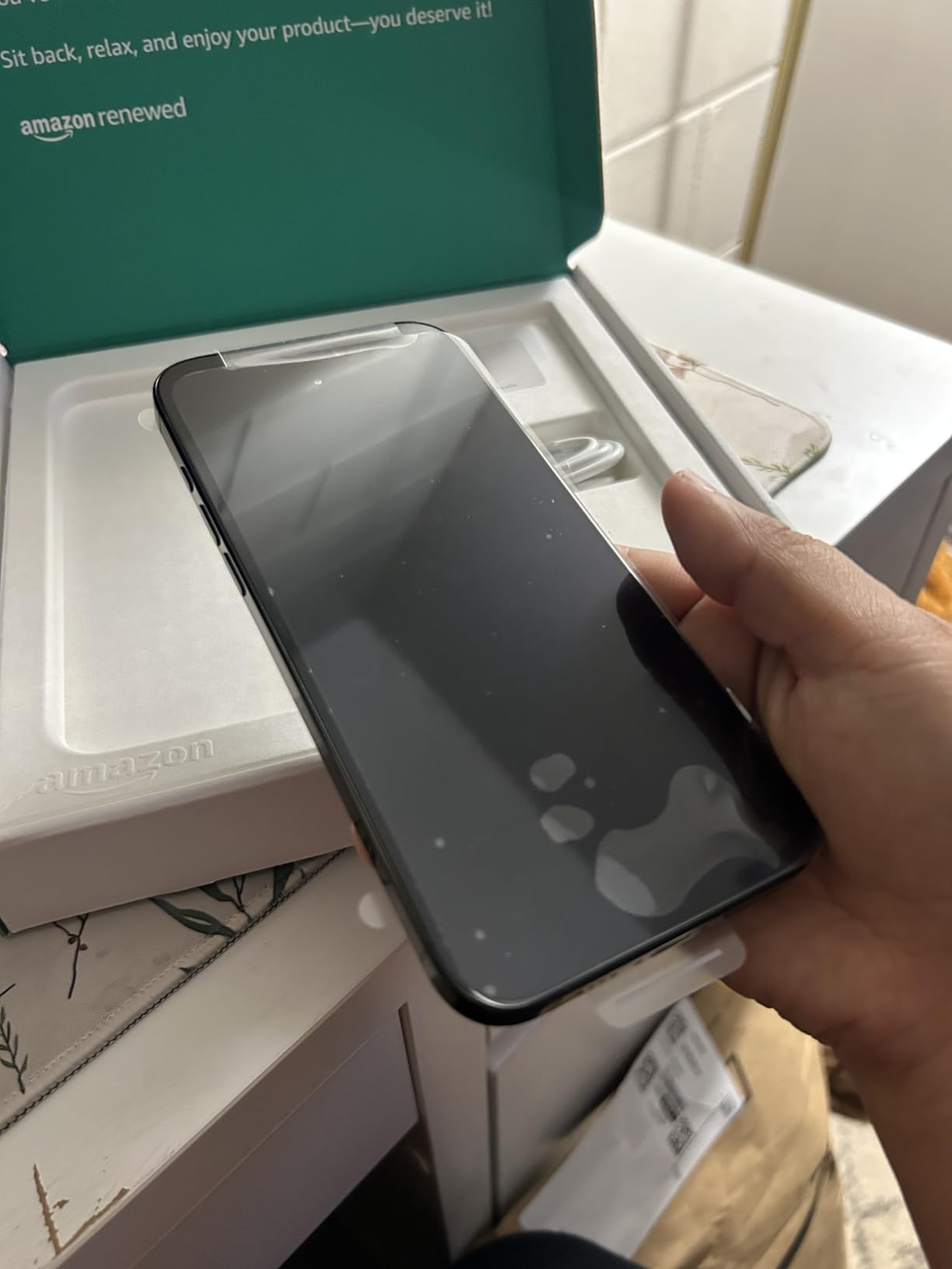 Apple iPhone 16 Pro Max, 256GB, Black Titanium - Unlocked (Renewed) customer photo 2