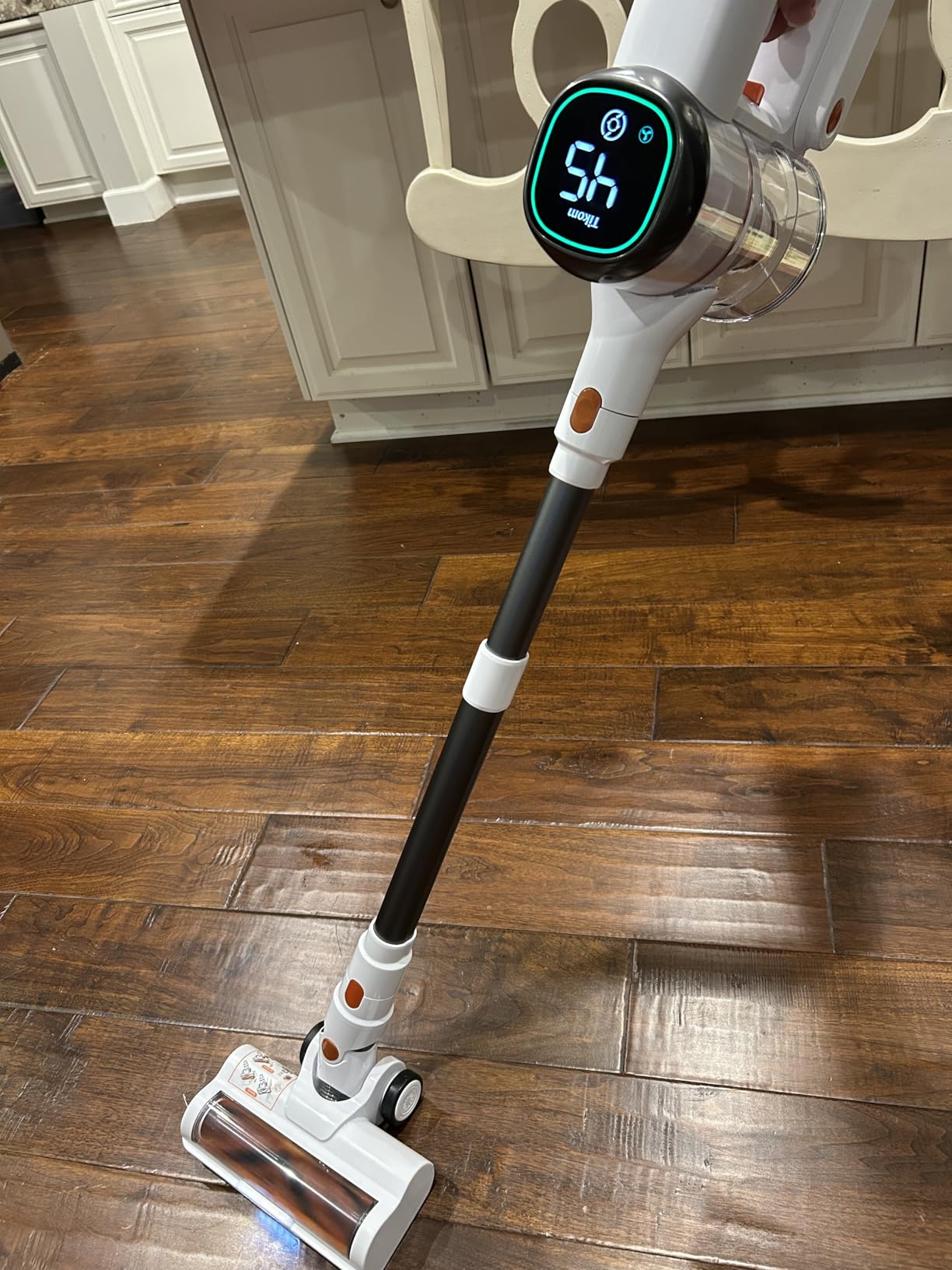Tikom V500 Cordless Vacuum Cleaner for Home, 40000Pa/450W Stick Vacuum with LED Touch Screen, Charging Wall Dock, Anti-Tangle, Lightweight Handheld Vacuum for Pet Hair, Hard Floor, Carpet customer photo 2