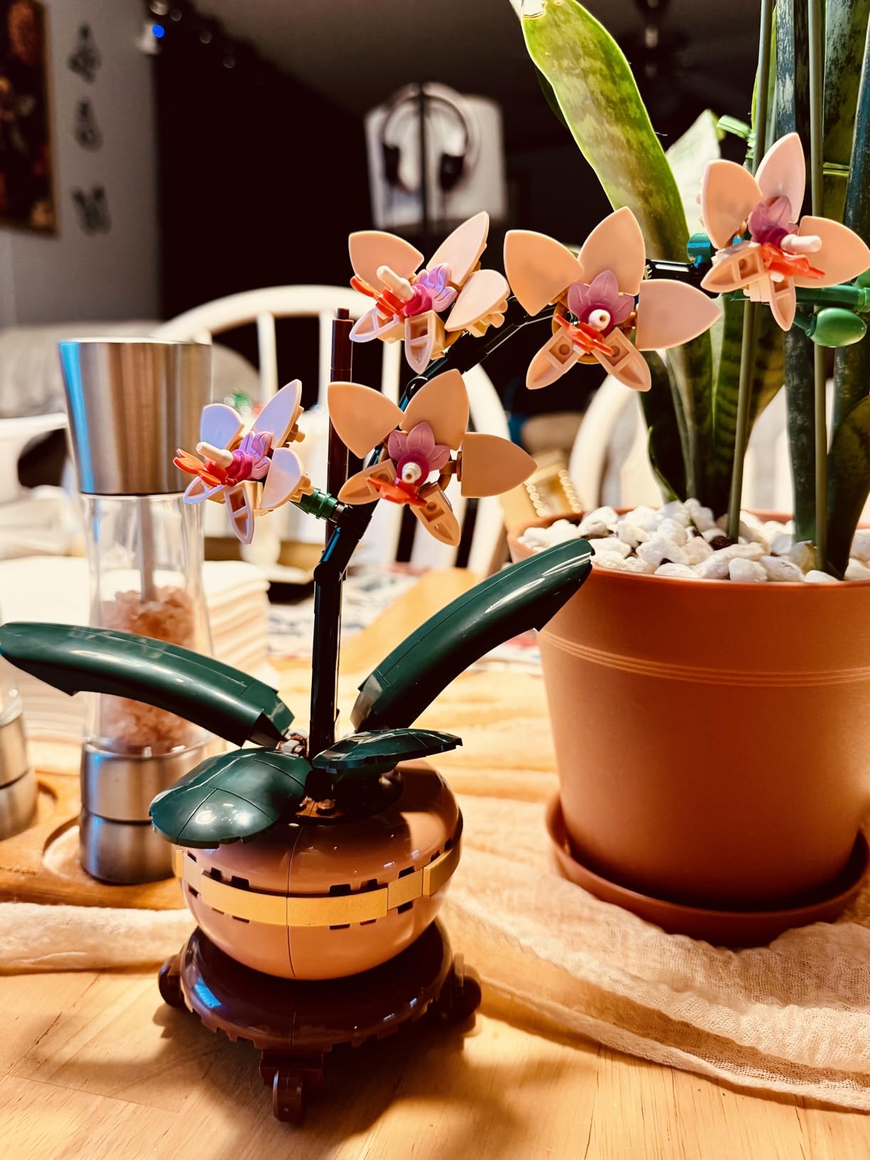 LEGO Botanicals Mini Orchid Building Set - Artificial, Fake Orchid for Home Decor, Adults Ages 18+ - Gift for Mothers Day - Indoor Plant Decorations for Table, Desk, Office - 10343 customer photo 2
