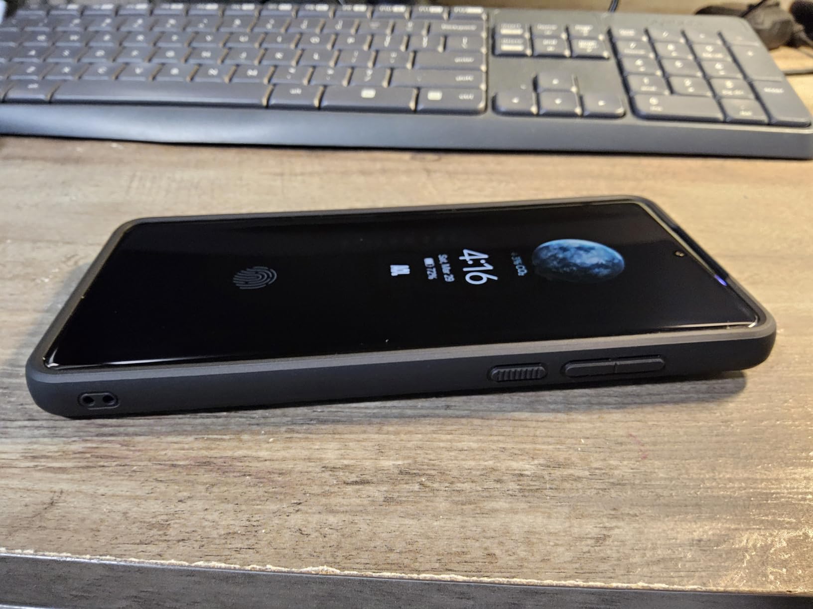 Spigen Ultra Hybrid Designed for Oneplus 13 Case (2025) [Anti - Yellowing] [Military-Grade Protection] - Matte Black customer photo 2