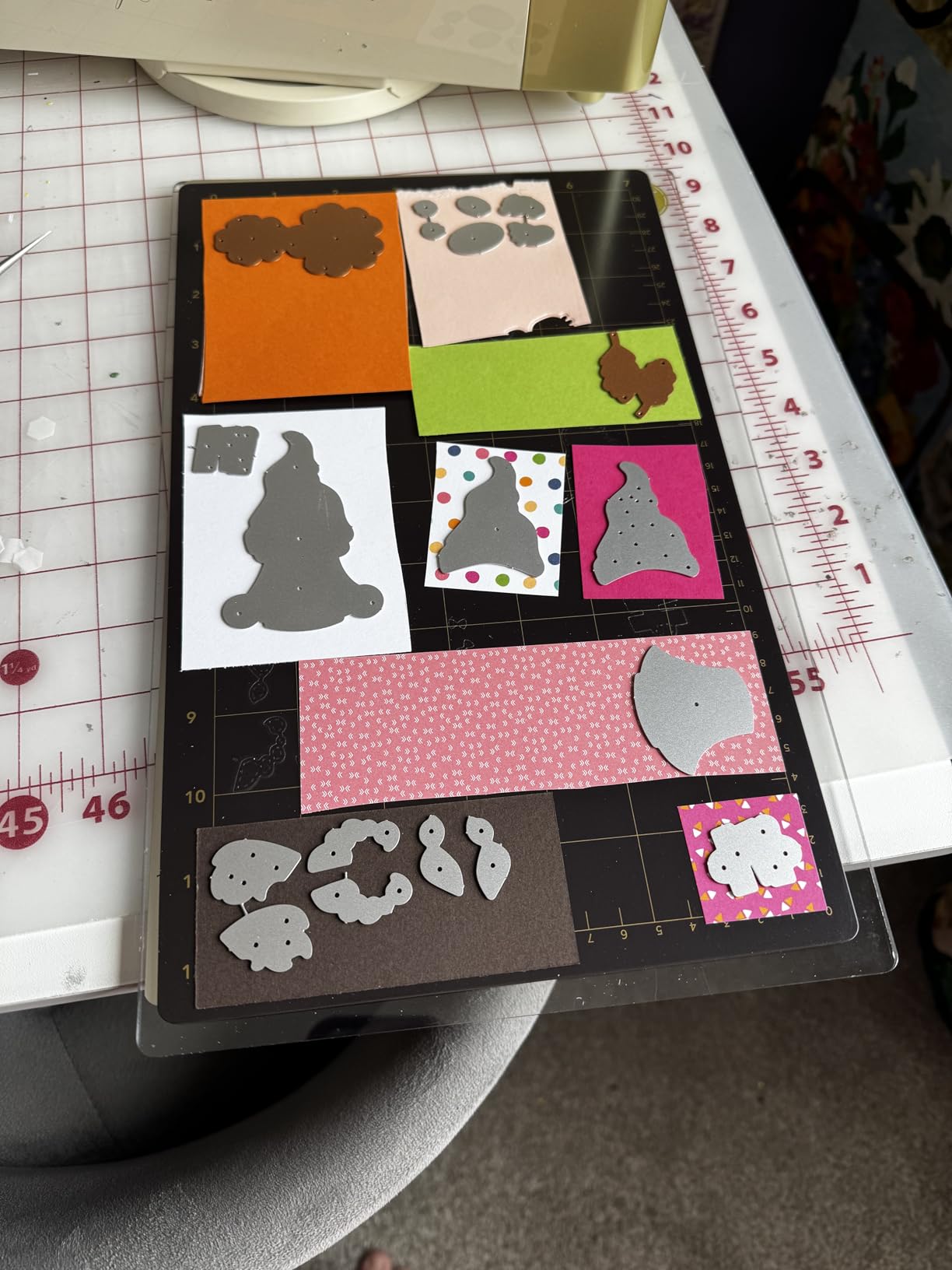 Anna Griffin Empress Elite Die Cutting Machines with Large Plates - 10% Faster Electric Die Cutting and Embossing Machine for Card Making, Scrapbooking Die-Cut Machines with 360 Degree Turntable customer photo 2