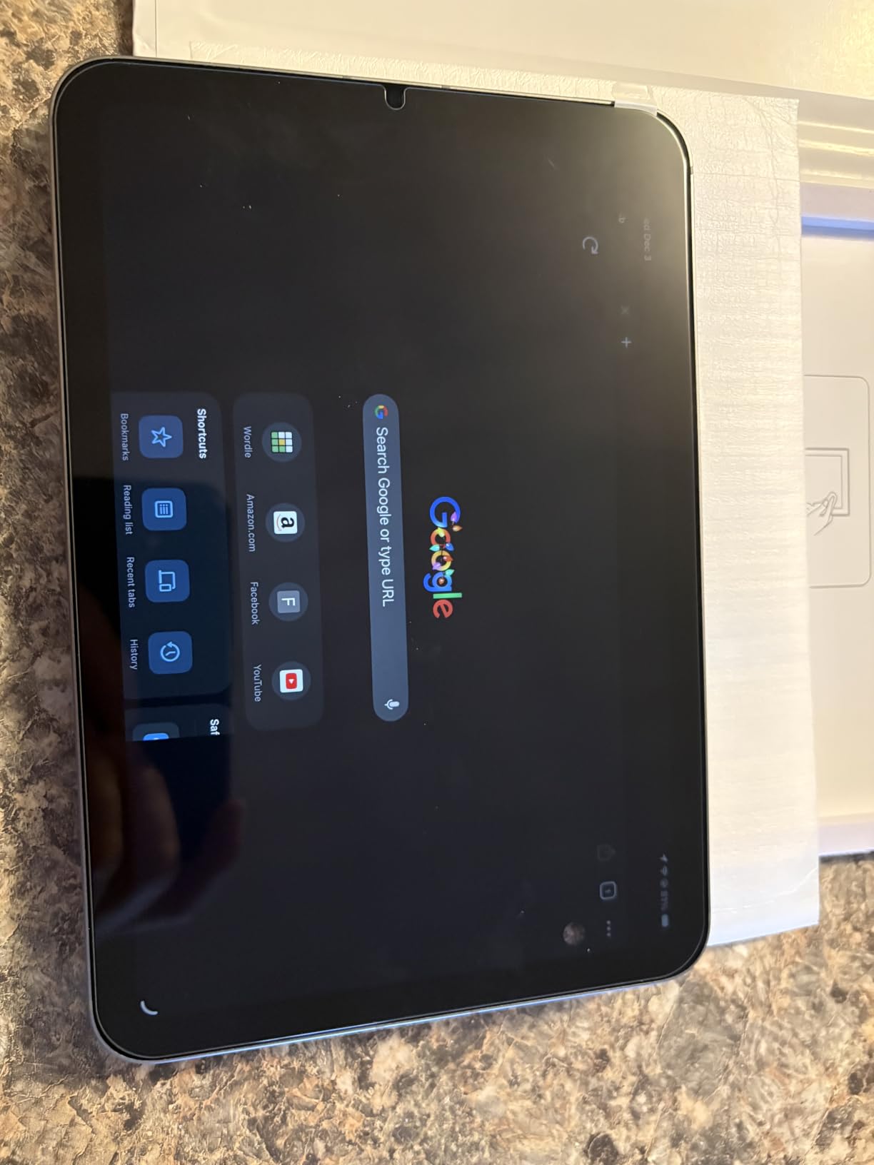 iPad mini (A17 Pro): Apple Intelligence, 8.3-inch Liquid Retina Display, 256GB, Wi-Fi 6E + 5G Cellular, 12MP Front/12MP Back Camera, Touch ID, All-Day Battery Life - Space Gray customer photo 1