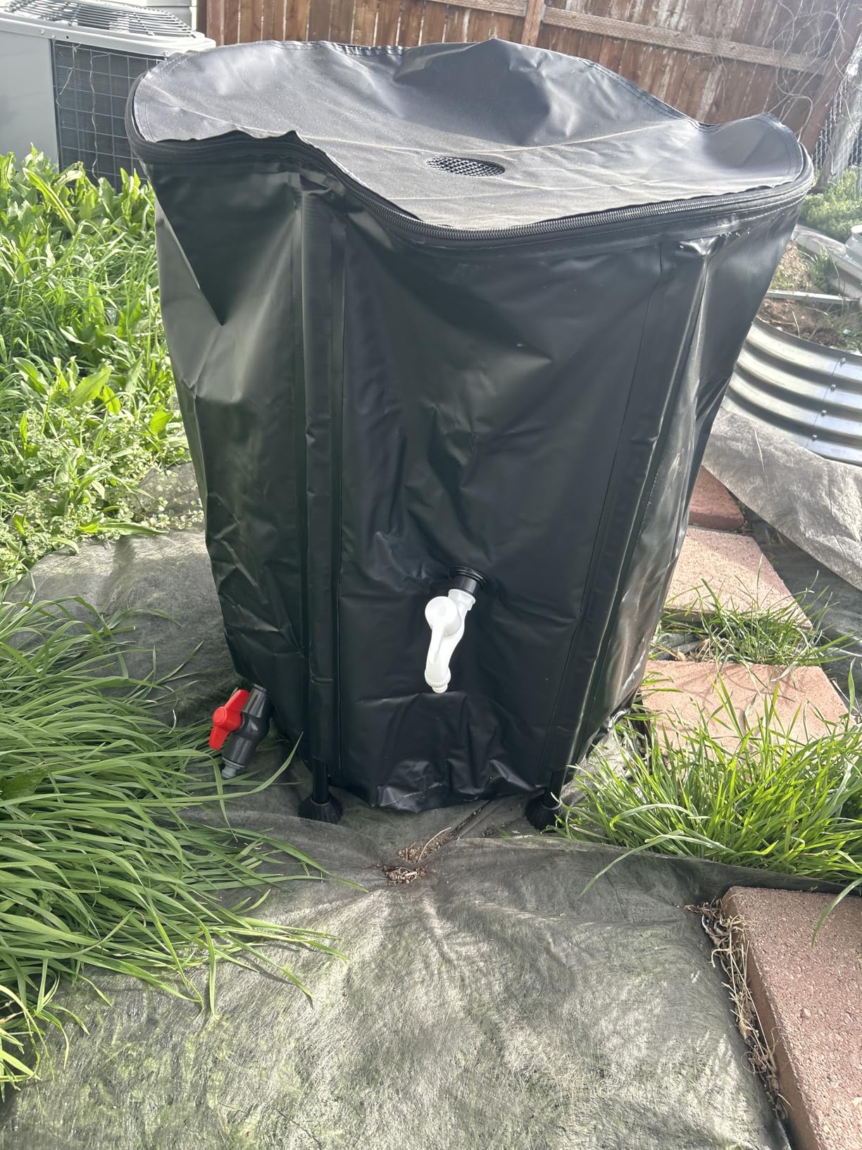 Collapsible Rain Barrel Water Storage Containers-53 Gallon Portable Rainwater Collect System Water Tank to Collect Rainwater from Gutter Downspout Water Catcher with Spigots,Filter＆Overflow Kits customer photo 1