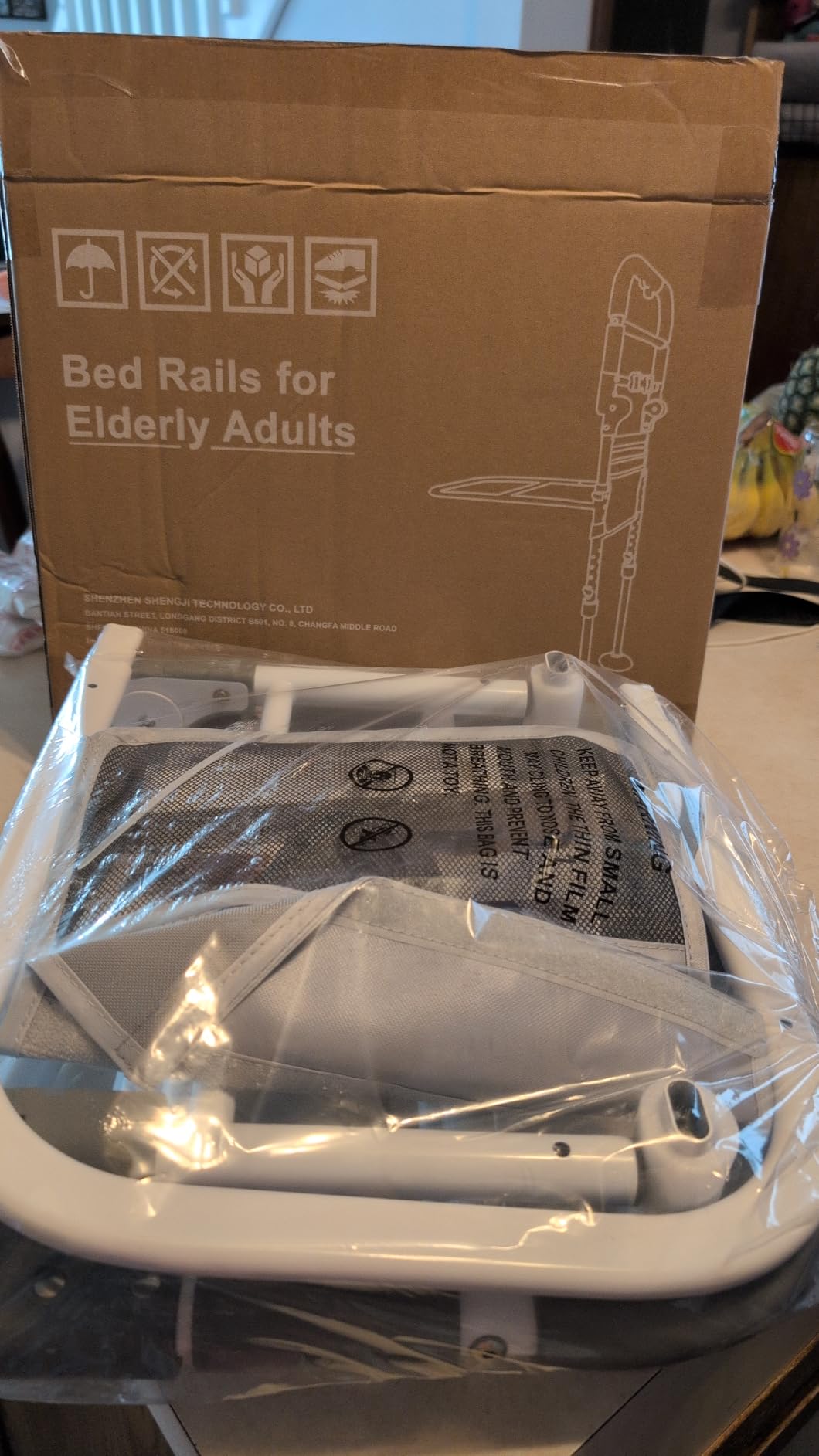 ONTHEWEI Bed Rails for Elderly Adults Safety Foldable Bed Assist Rail with Adjustable Height, Non-Slip Handle, Motion Sensor Light & Storage Pouch, Fits King Queen Full Twin Beds, Supports 350 LBS customer photo 2