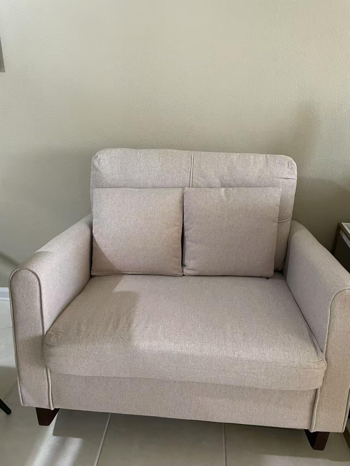 HOMREST Upholstered Oversize Rocking Chair, Nursery Rocking Chair with High Back and Side Pocket USB Port, Double Wide Rocker Armchair with Rubber Wood Legs for Living Room, Bedroom, Nursery, Beige customer photo 1