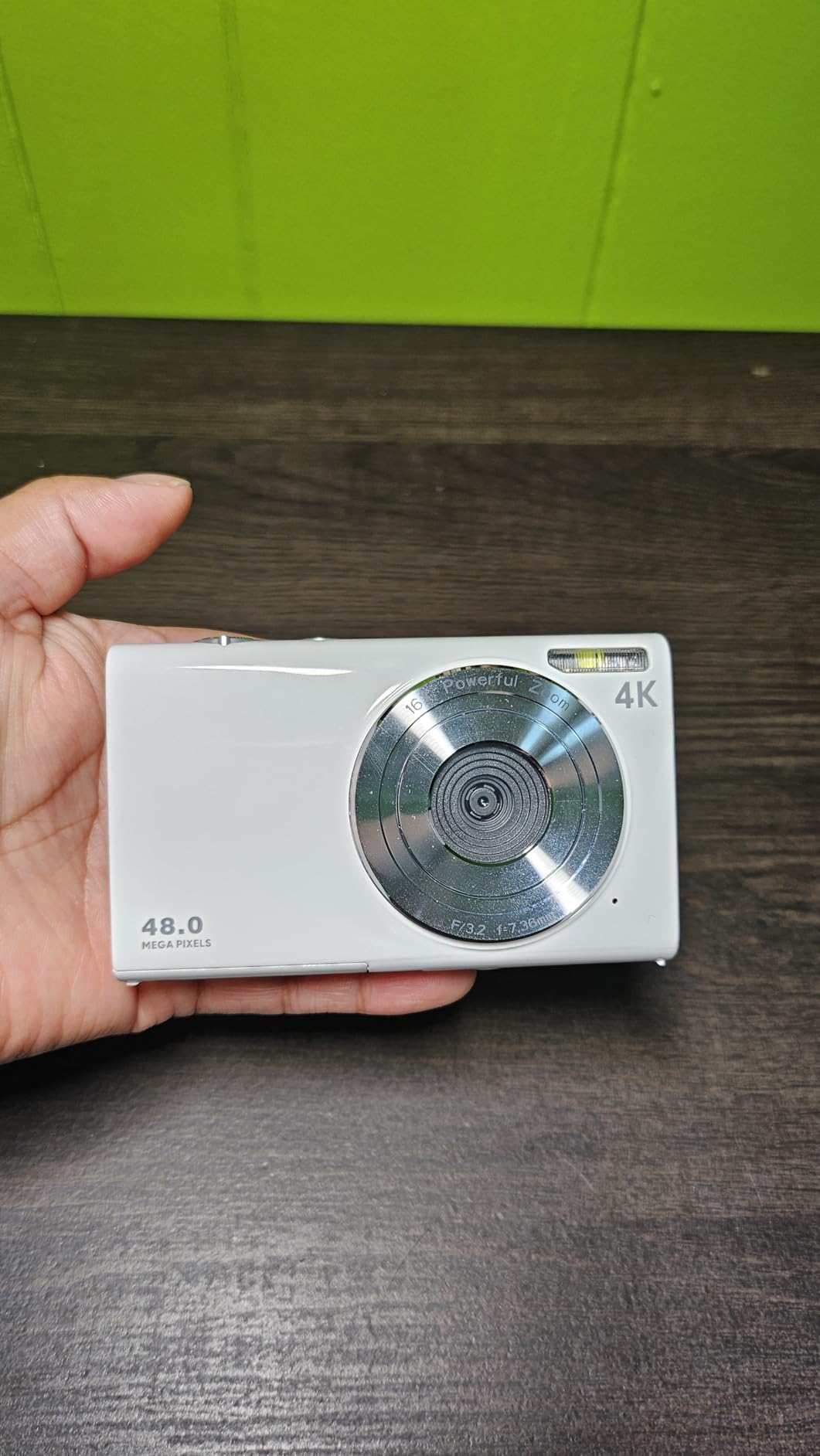 Digital Camera,Autofocus 4K Vlogging Camera for Photography with 32GB Card,48MP Portable Compact Point and Shoot Digital Camera for Teens Adult Beginner with 16X Zoom,Anti-Shake,2 Batteries(White) customer photo 2