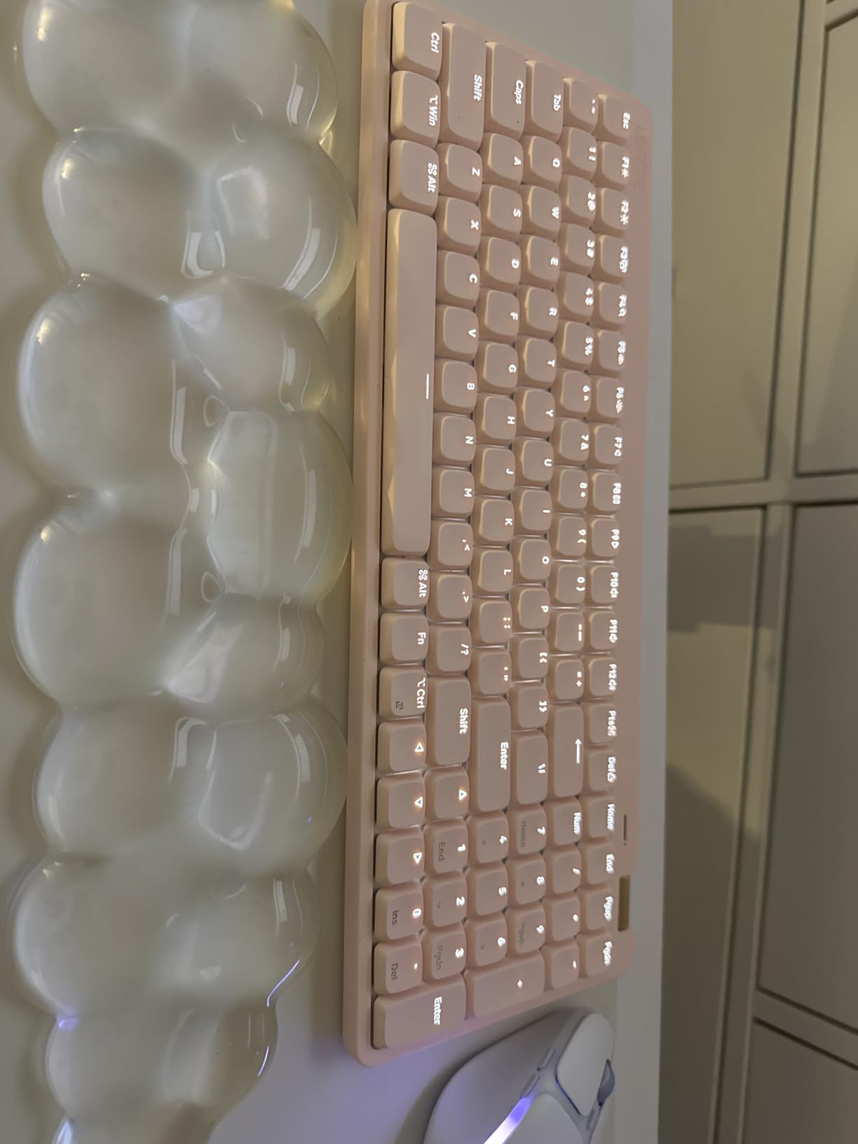 Flow Lite 100 Keys Low Profile Mechanical Keyboard, Swappable Rechargeable Wireless Keyboard, Specter Linear Switches, Marble customer photo 1