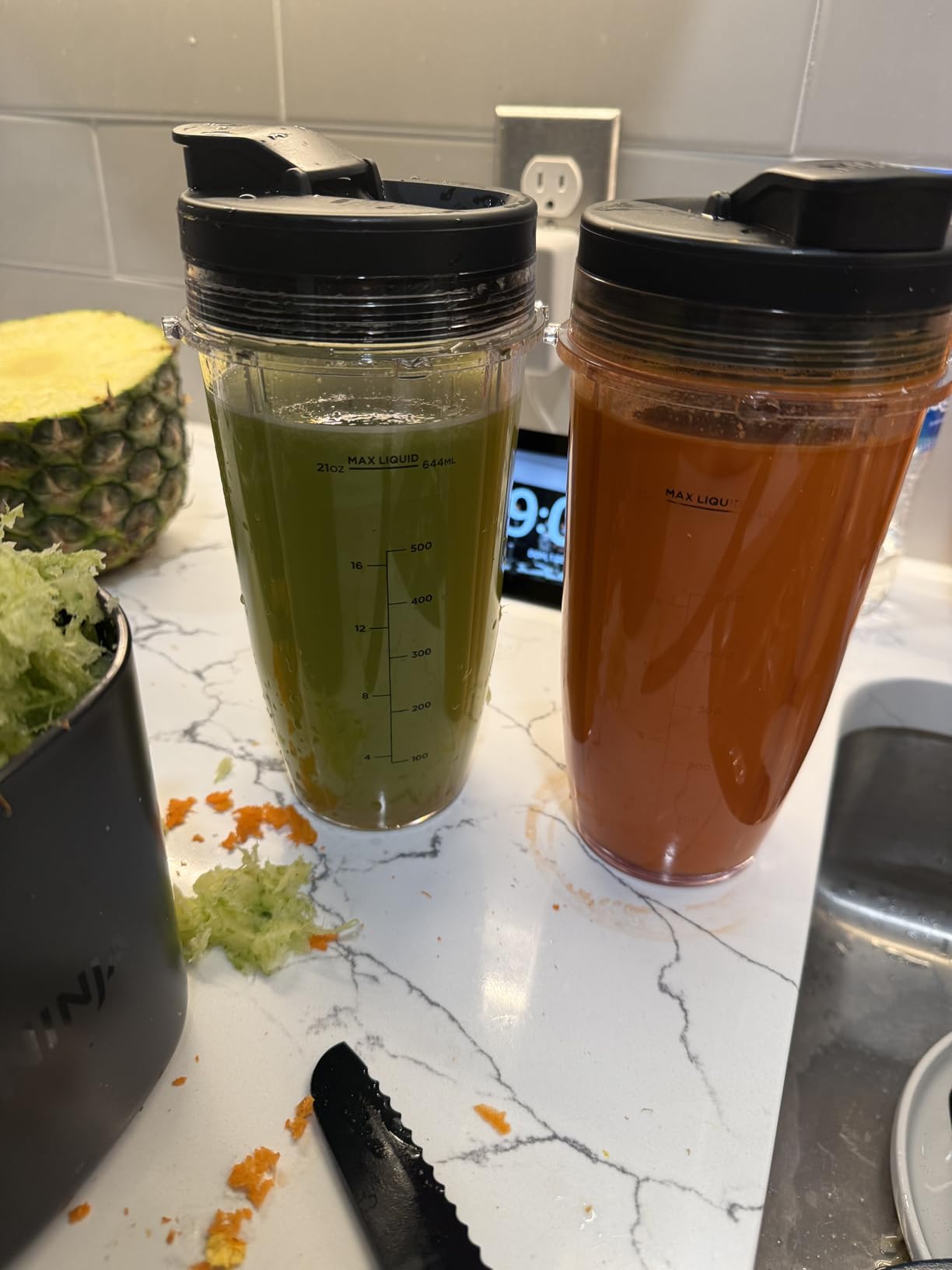 Ninja NeverClog Cold Press Juicer | Powerful Electric Slow Masticating Juicer with Pulp Control | XL Capacity | 24 oz. Juice Jug & 36 oz. Pulp Container | Dishwasher Safe | Navy | 150W | JC151NV customer photo 1