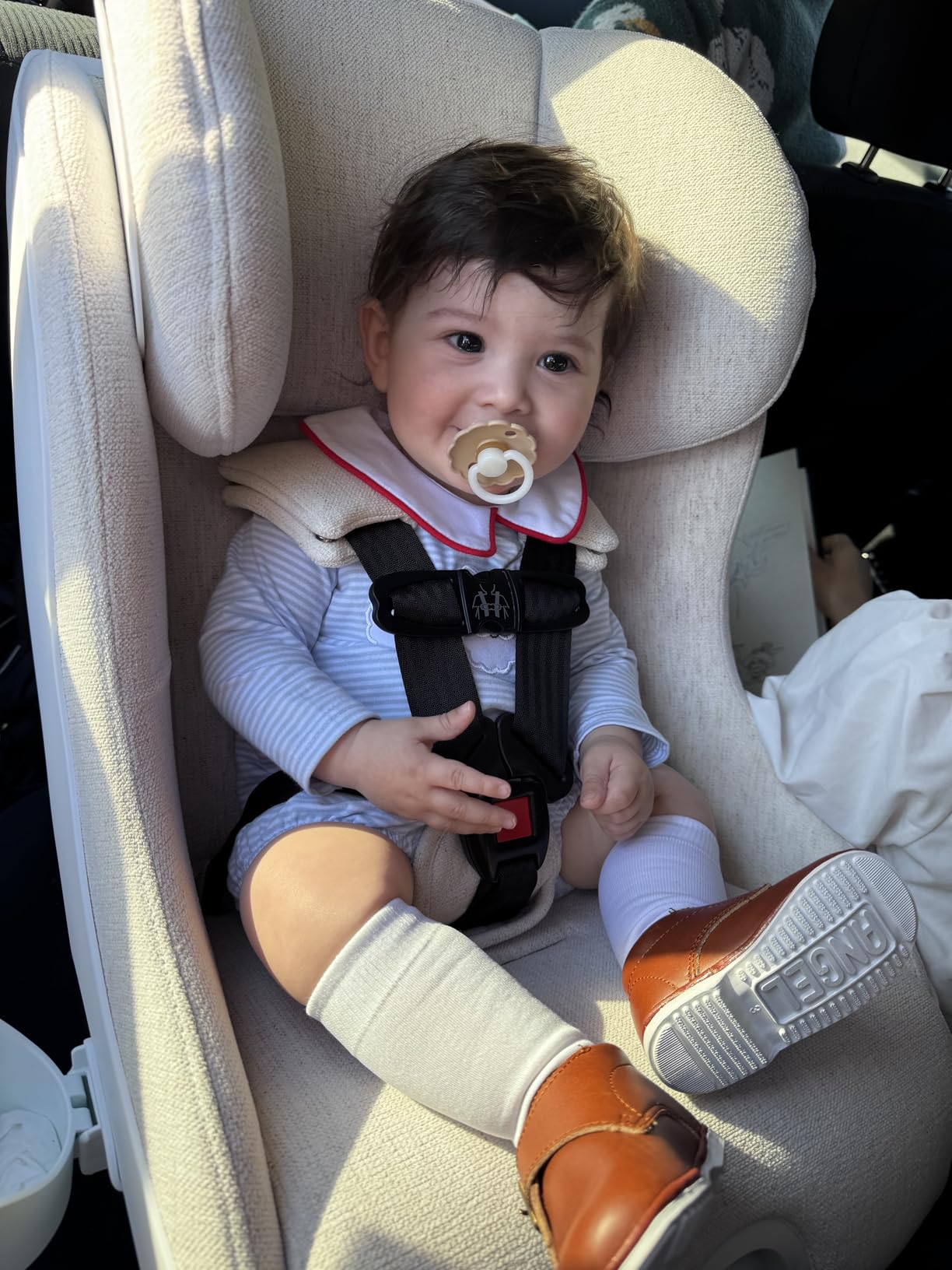 Clek Foonf Convertible Car Seat with Rigid Latch, Crumple Zone Safety System, Adjustable Headrest, Reclining Design, Anti-Rebound Bar & Flame Retardant-Free (Latte Ziip) customer photo 1