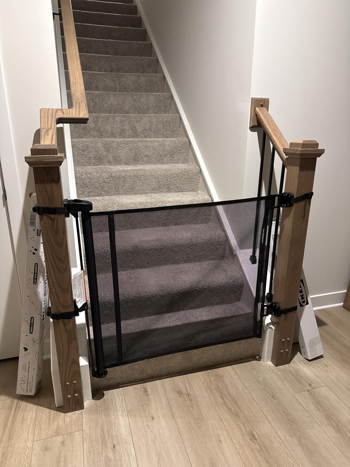 Upgraded Retractable Baby Gates for Stairs & Banister, Mesh Dog Gate Indoor, Extends to 55