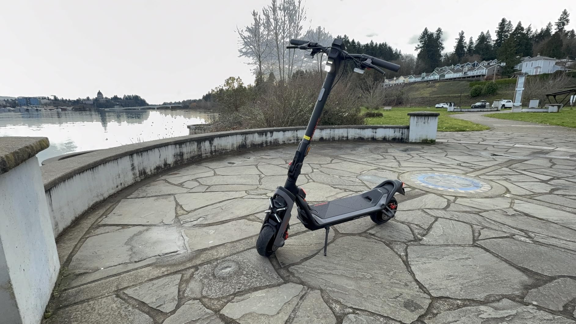 Segway SuperScooter GT3 - 31 MPH, 45-Mile Range, 2400W Peak Motor, Dual Hydraulic Suspension customer photo 1